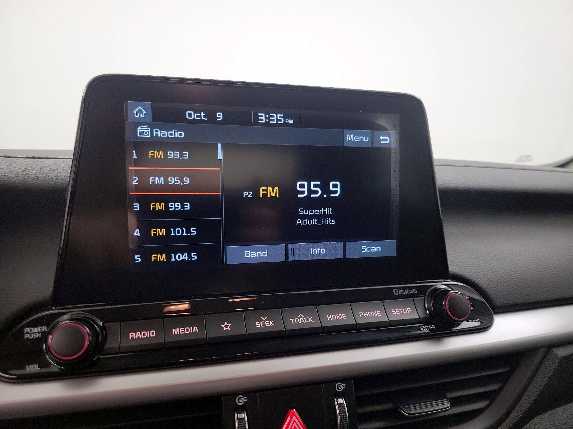 Thumbnail: 2020 Kia Forte - 15