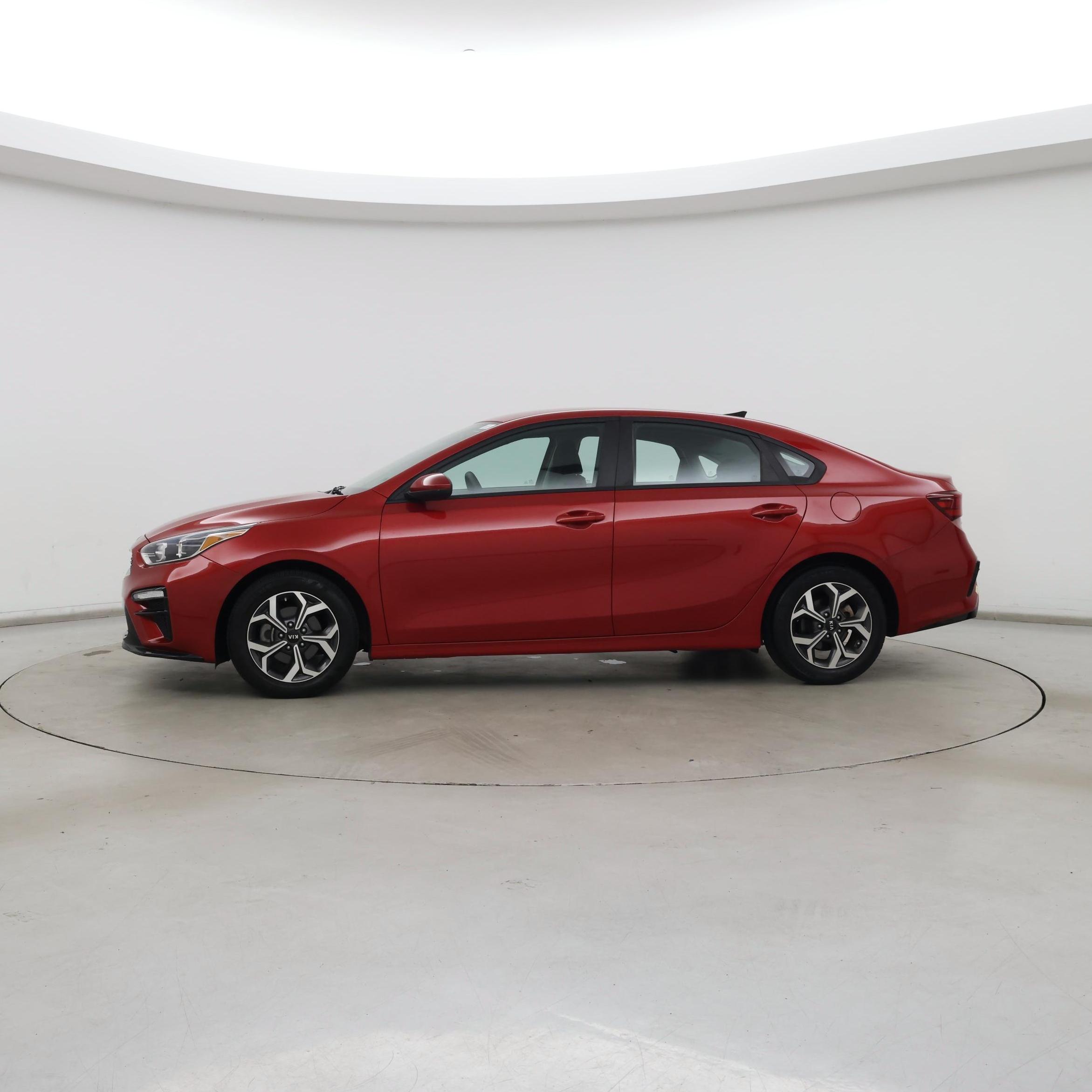 Thumbnail: 2020 Kia Forte - 3