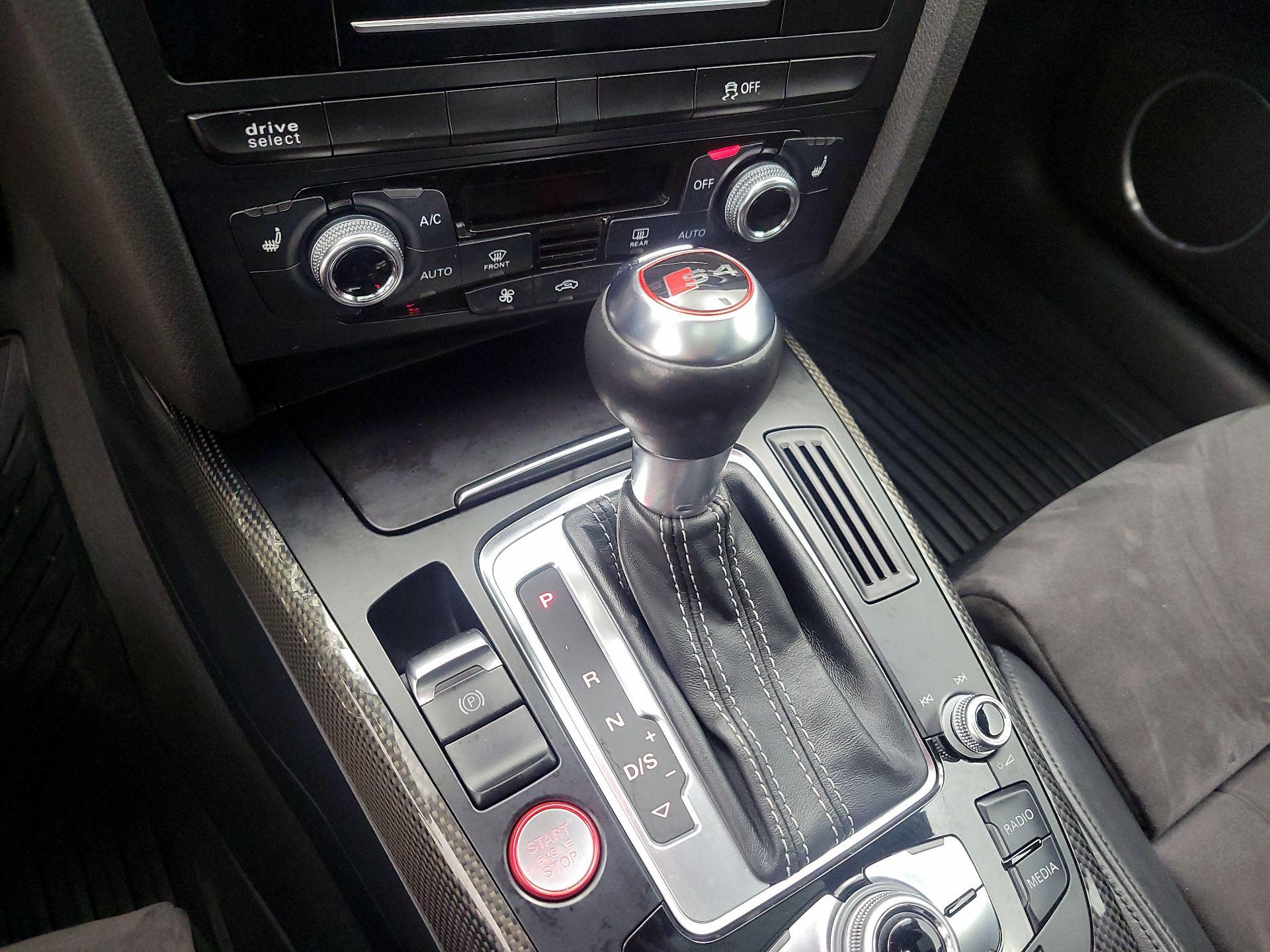 Thumbnail: 2016 Audi S4 - 17