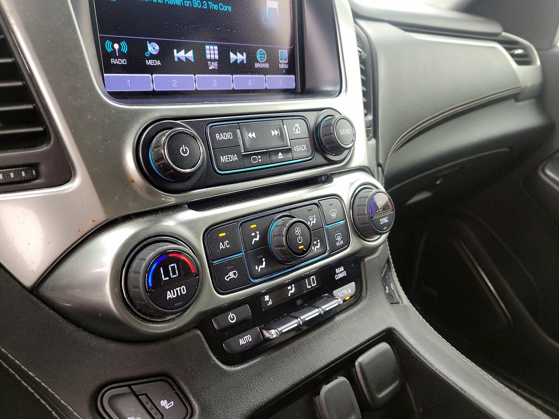 Thumbnail: 2016 Chevrolet Tahoe - 16