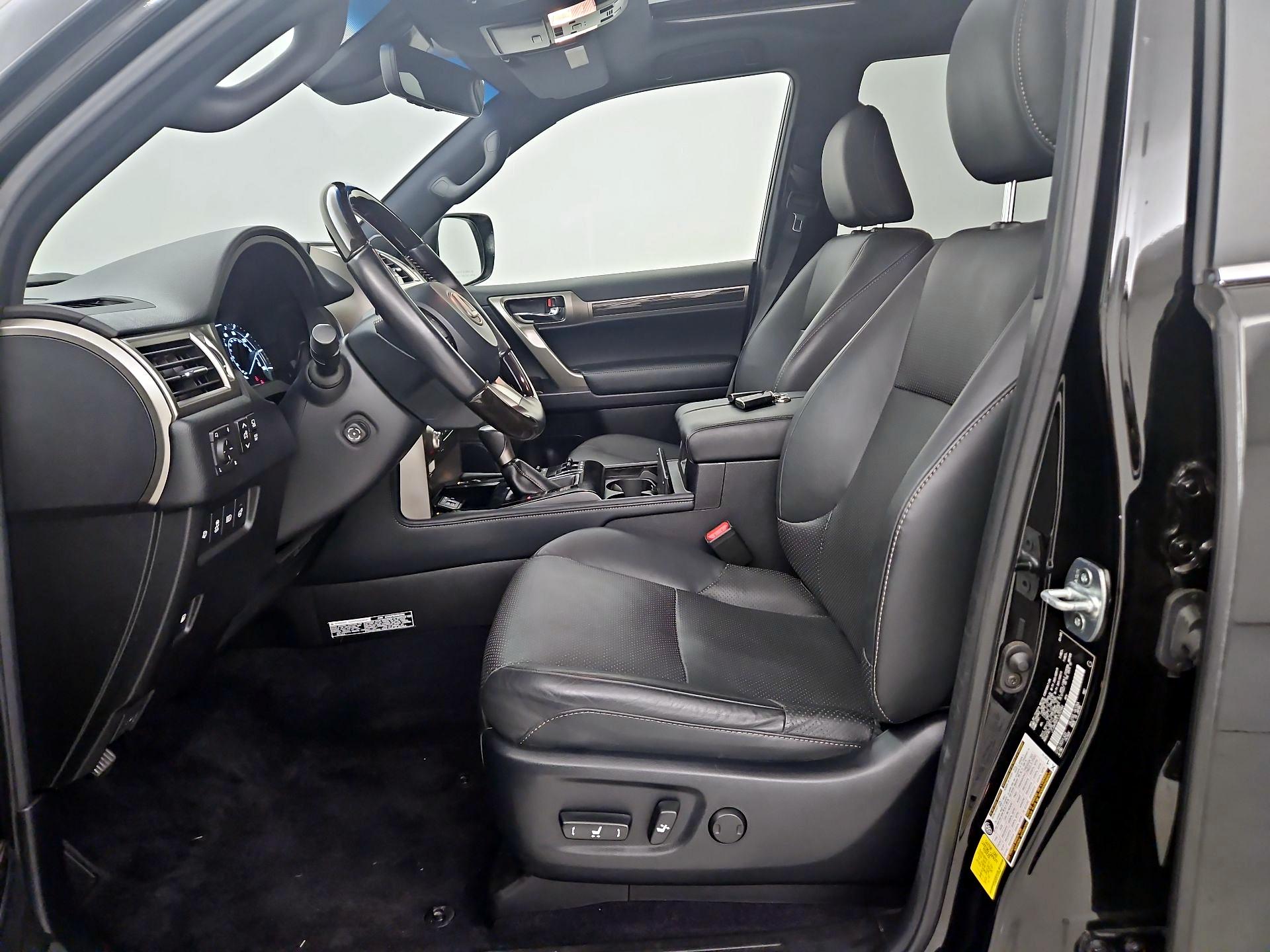 Thumbnail: 2020 Lexus GX - 11