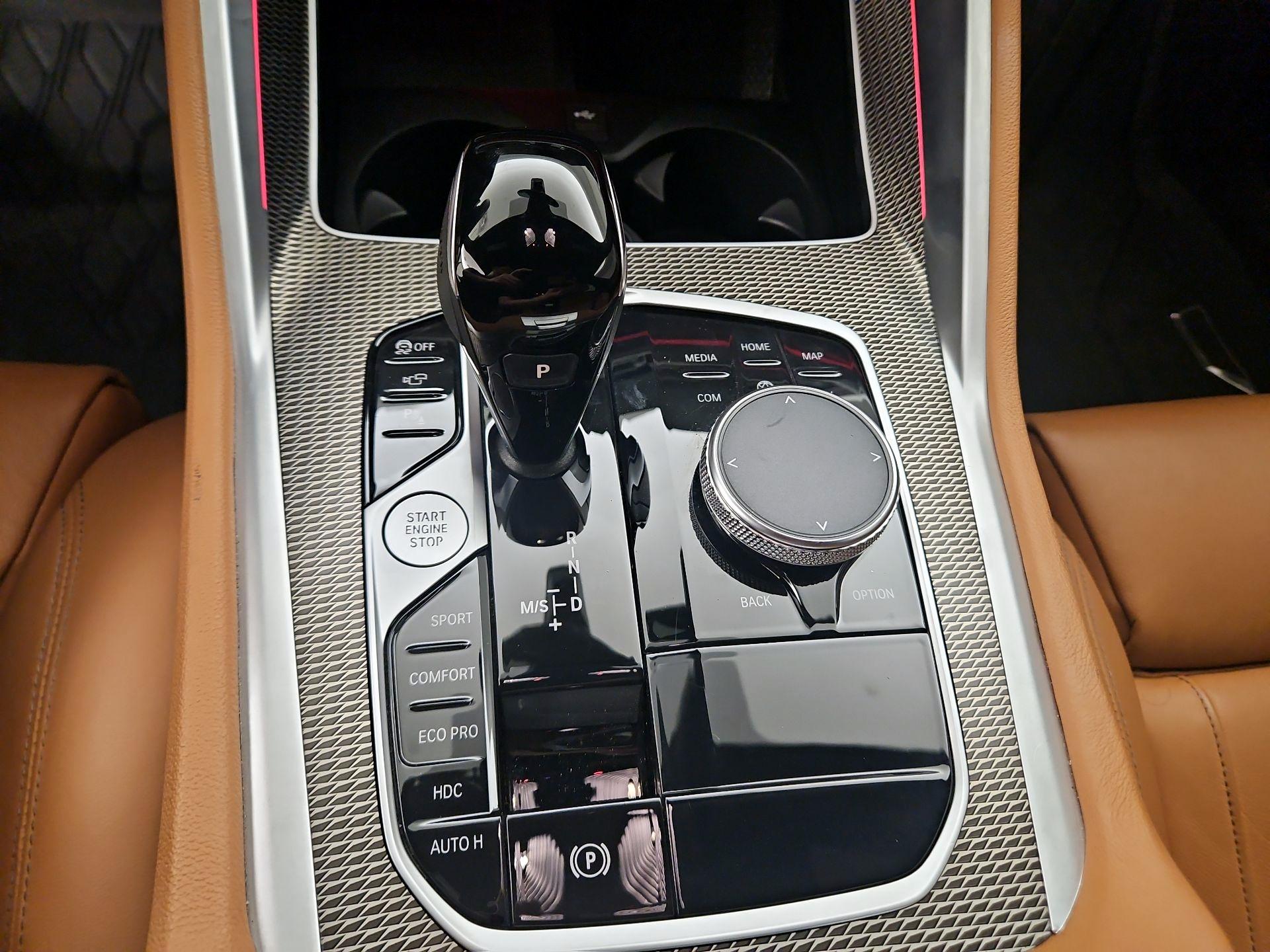 Thumbnail: 2022 BMW X6 - 18