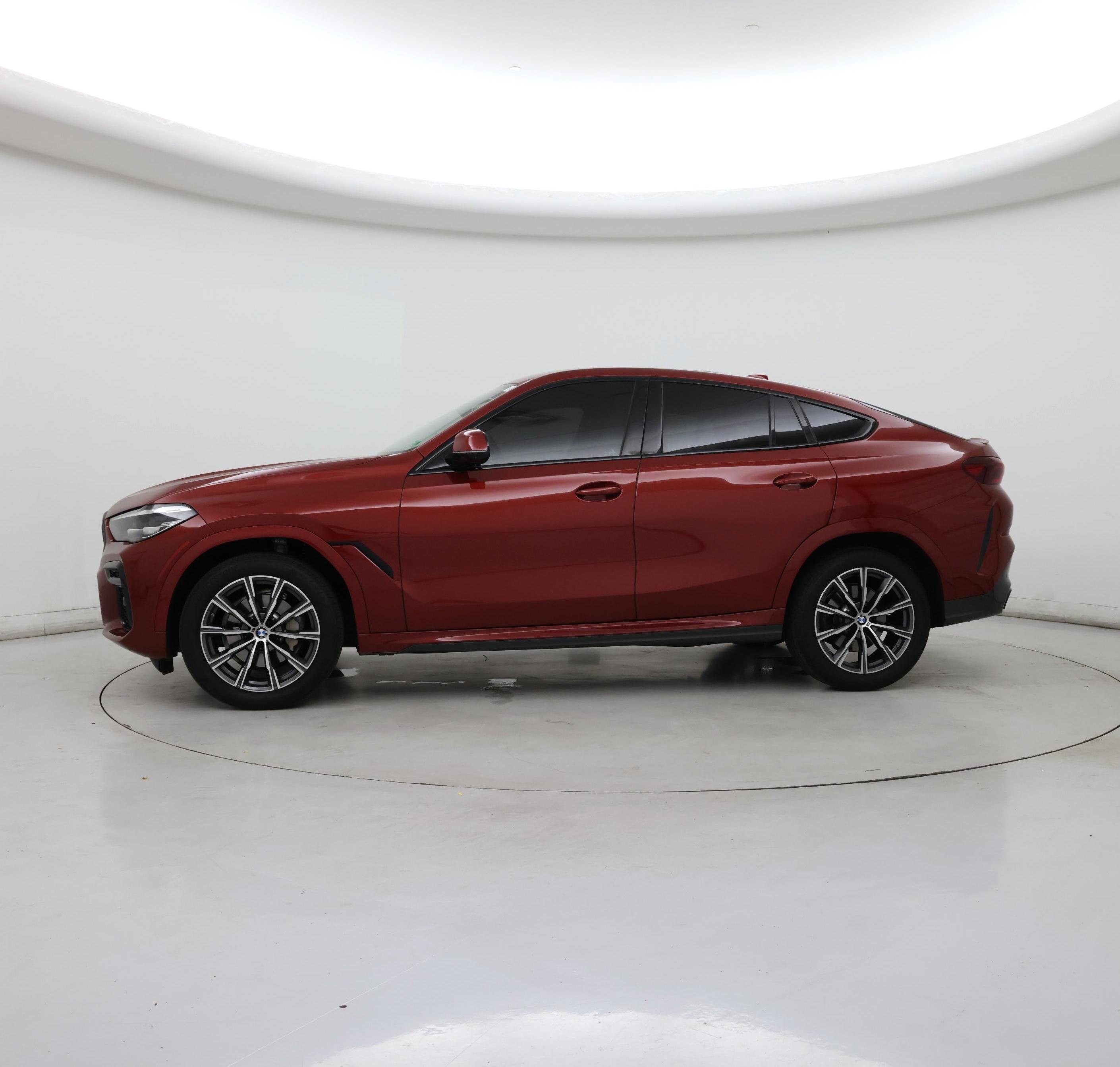 Thumbnail: 2022 BMW X6 - 3
