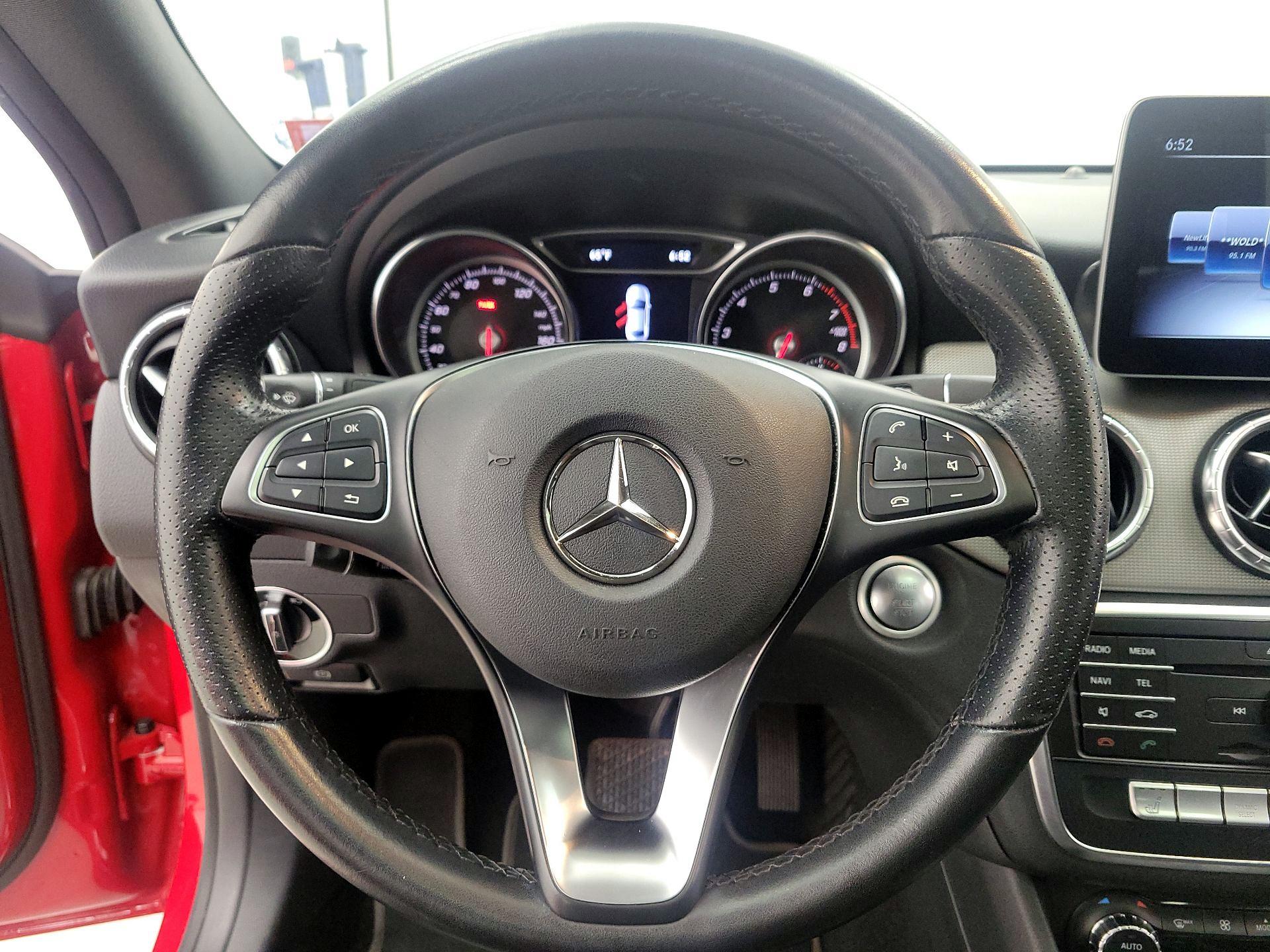 Thumbnail: 2019 Mercedes-Benz CLA - 10