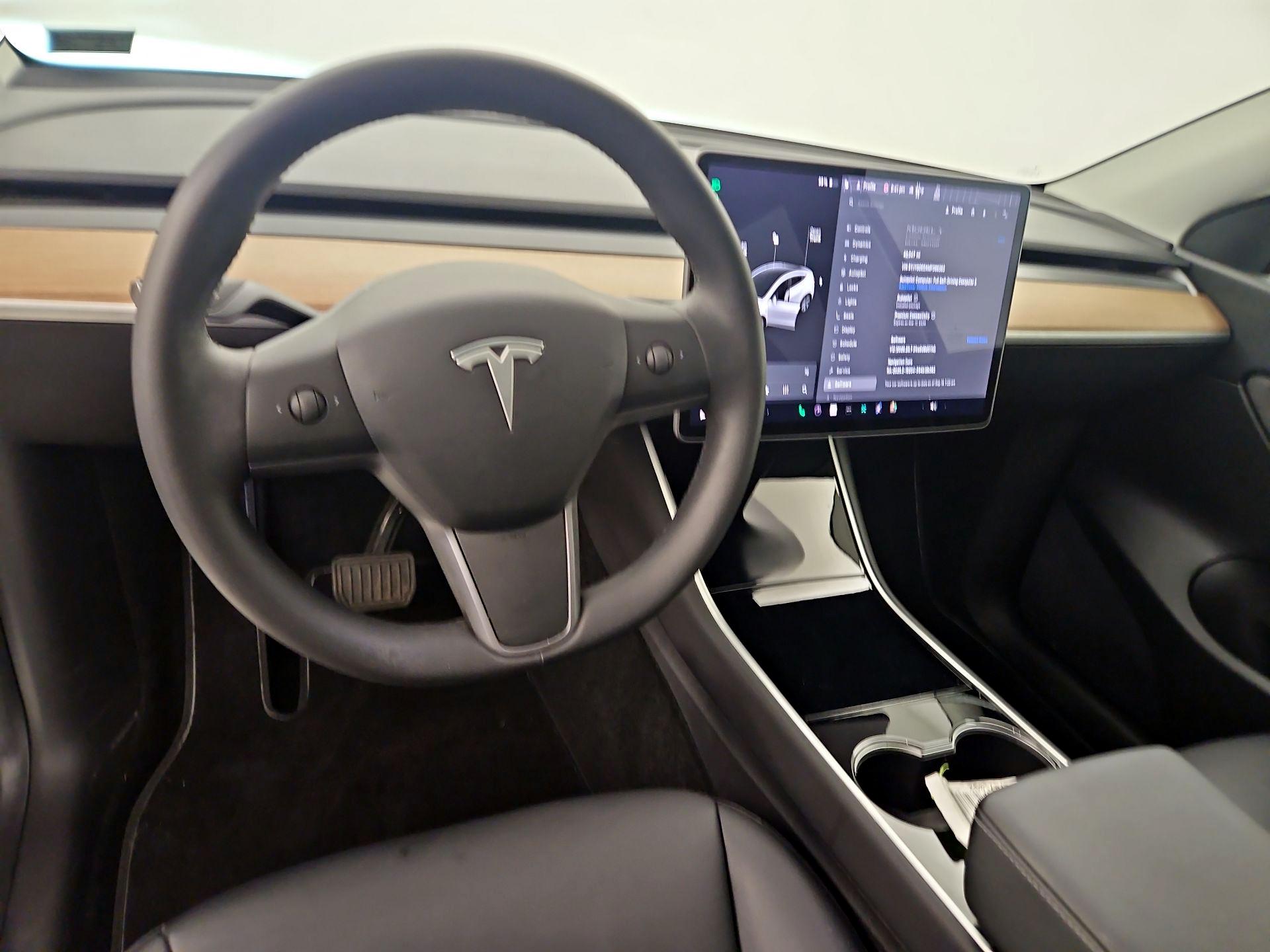 Thumbnail: 2021 Tesla Model Y - 9