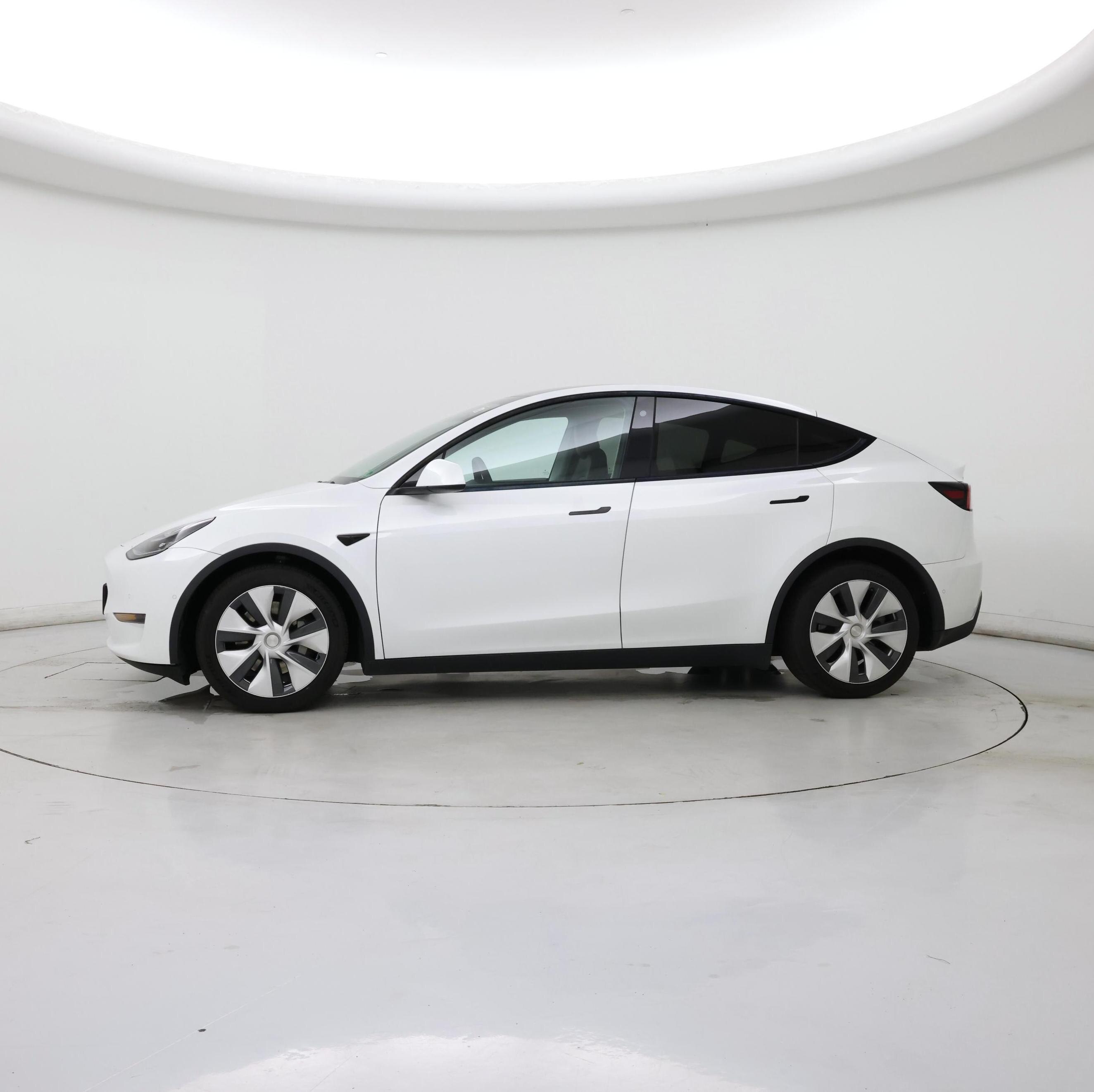 Thumbnail: 2021 Tesla Model Y - 3