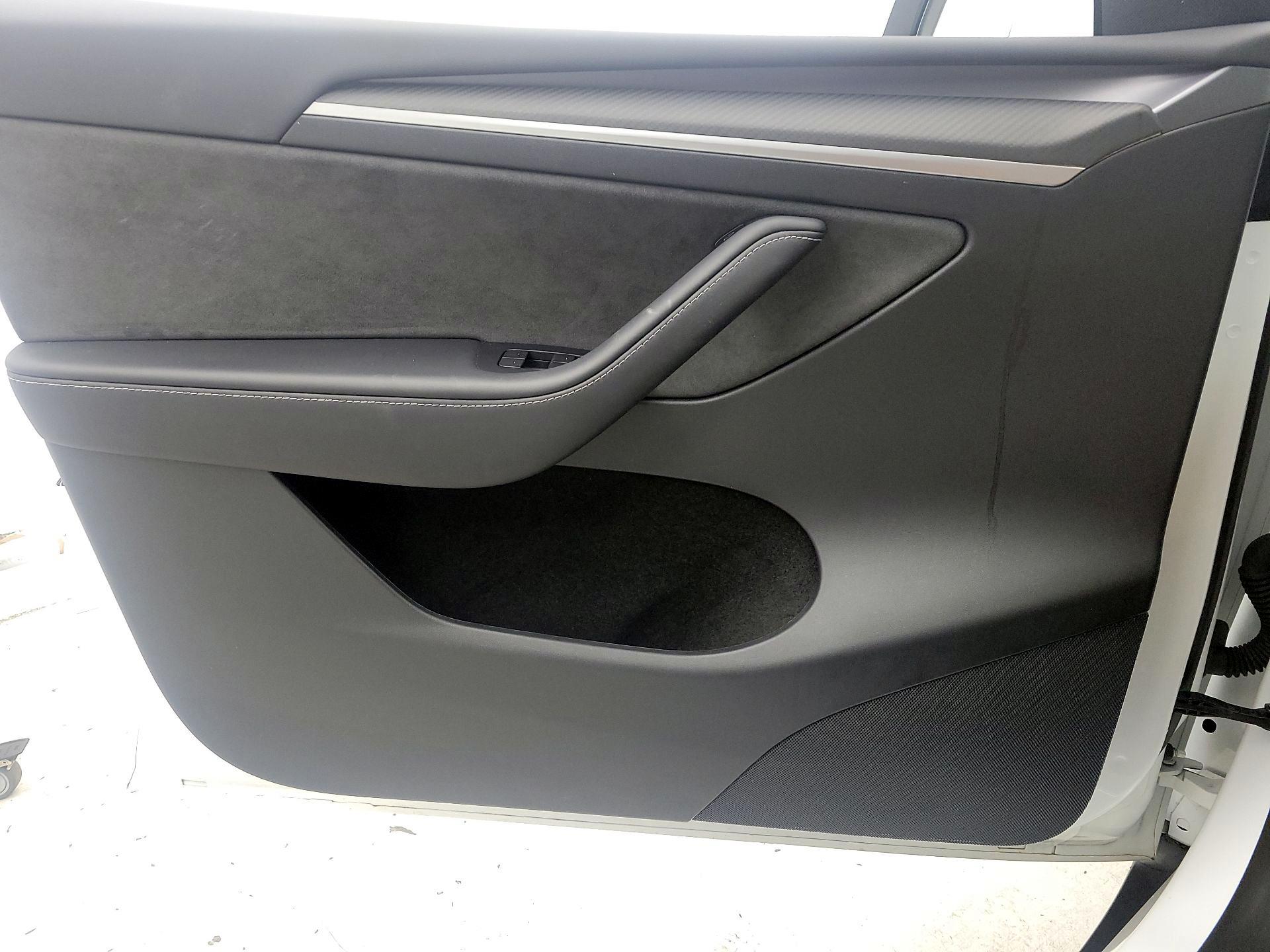 Thumbnail: 2022 Tesla Model Y - 12