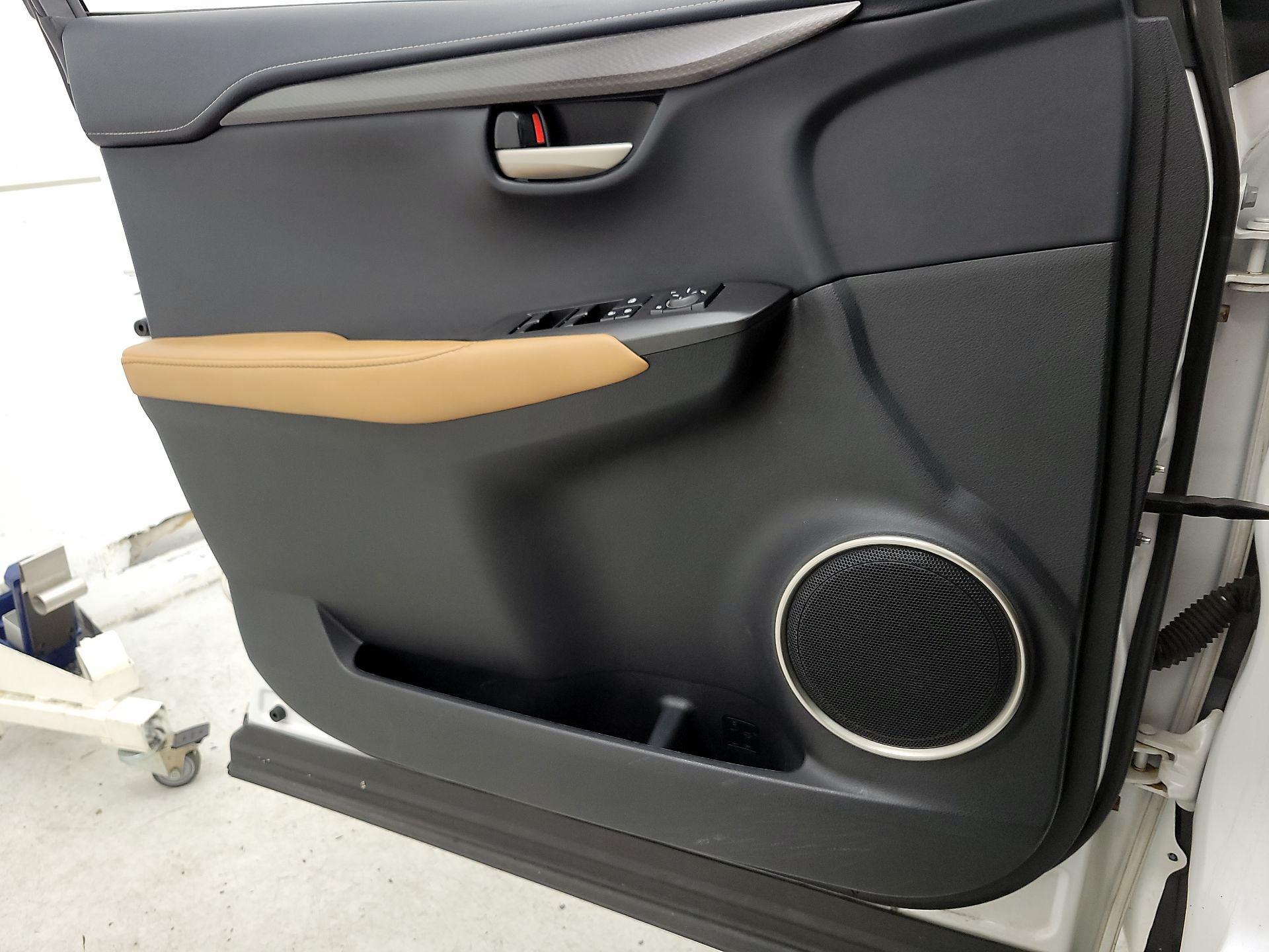 Thumbnail: 2015 Lexus NX - 12