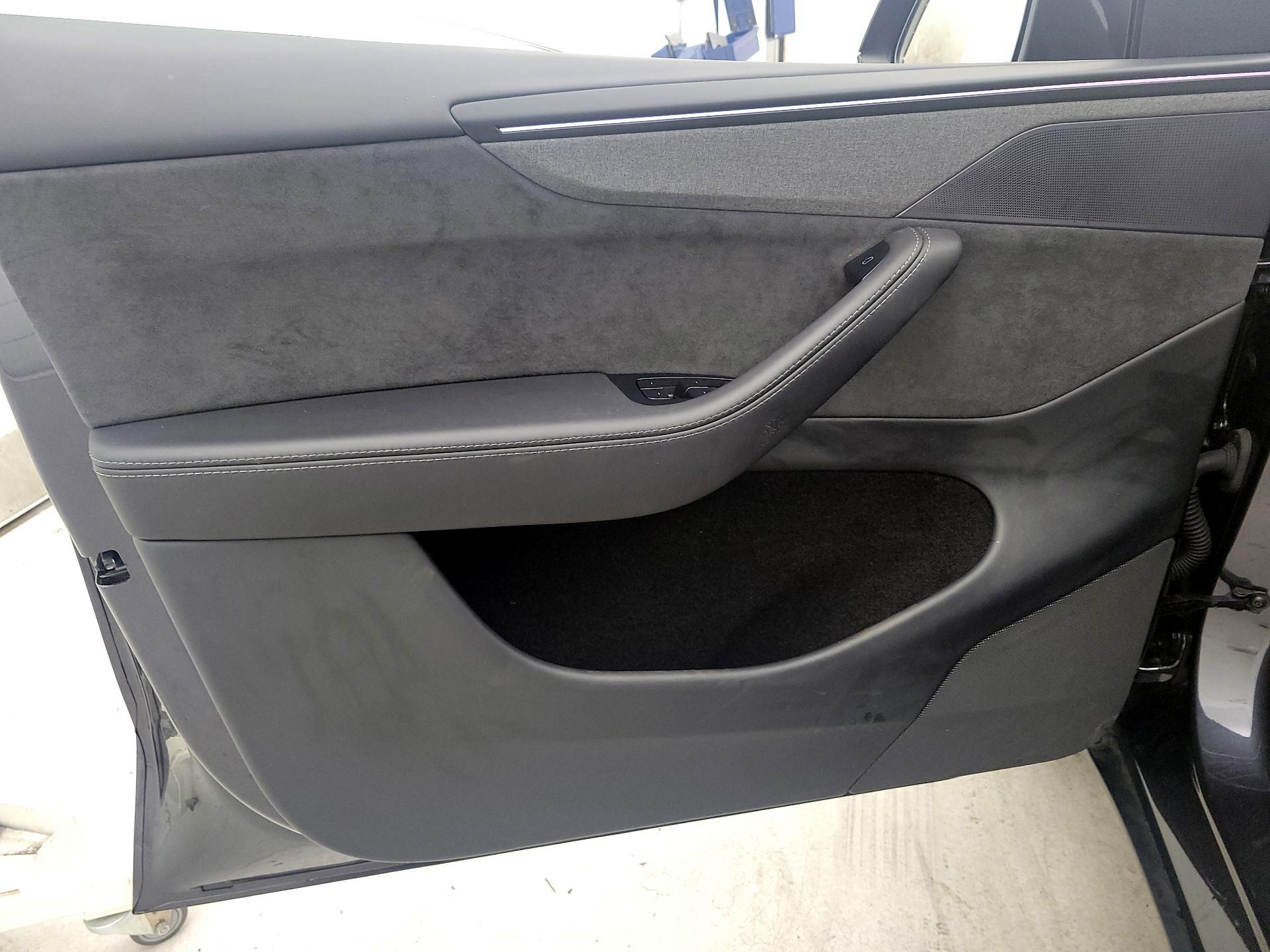 Thumbnail: 2026 Tesla Model Y - 12
