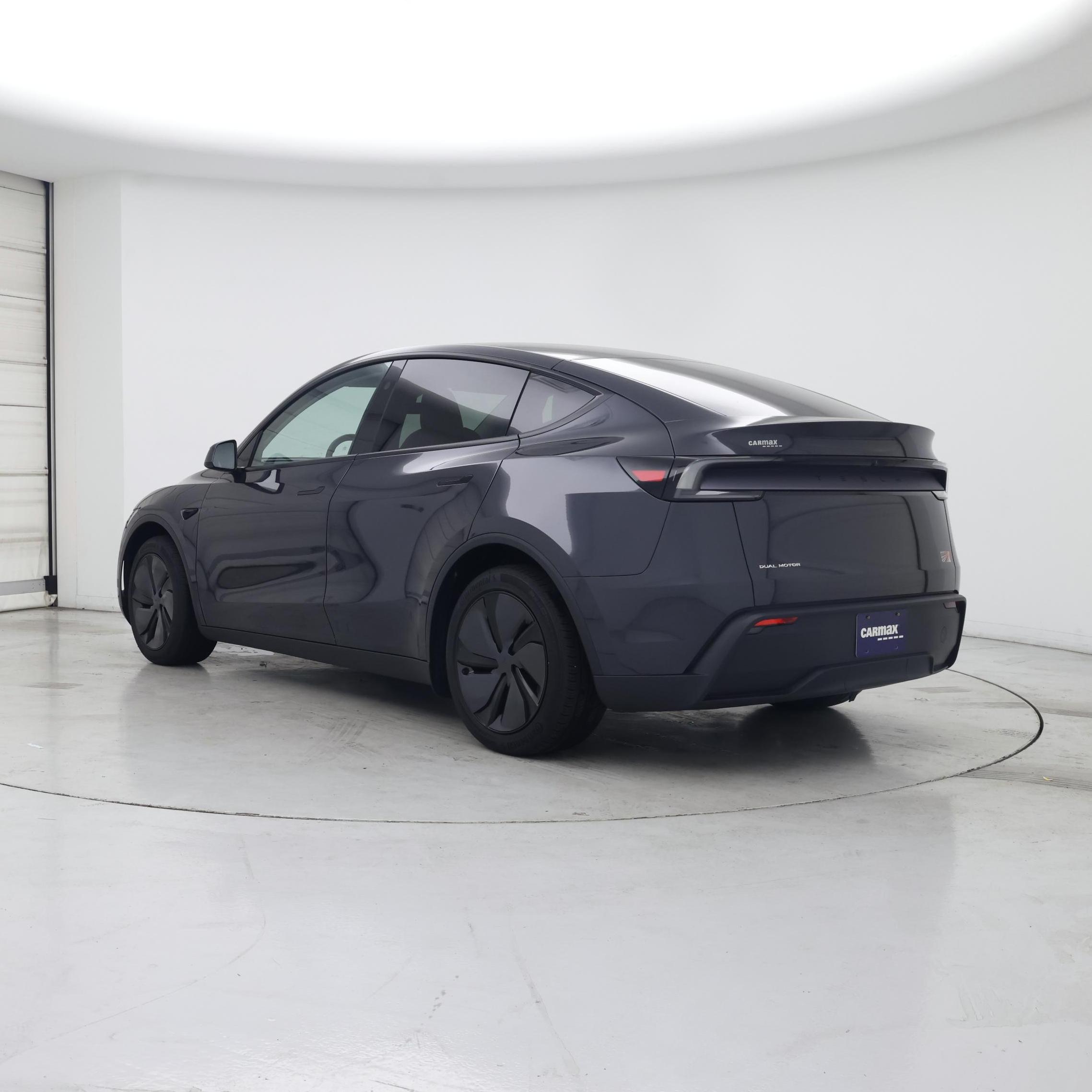 Thumbnail: 2026 Tesla Model Y - 2