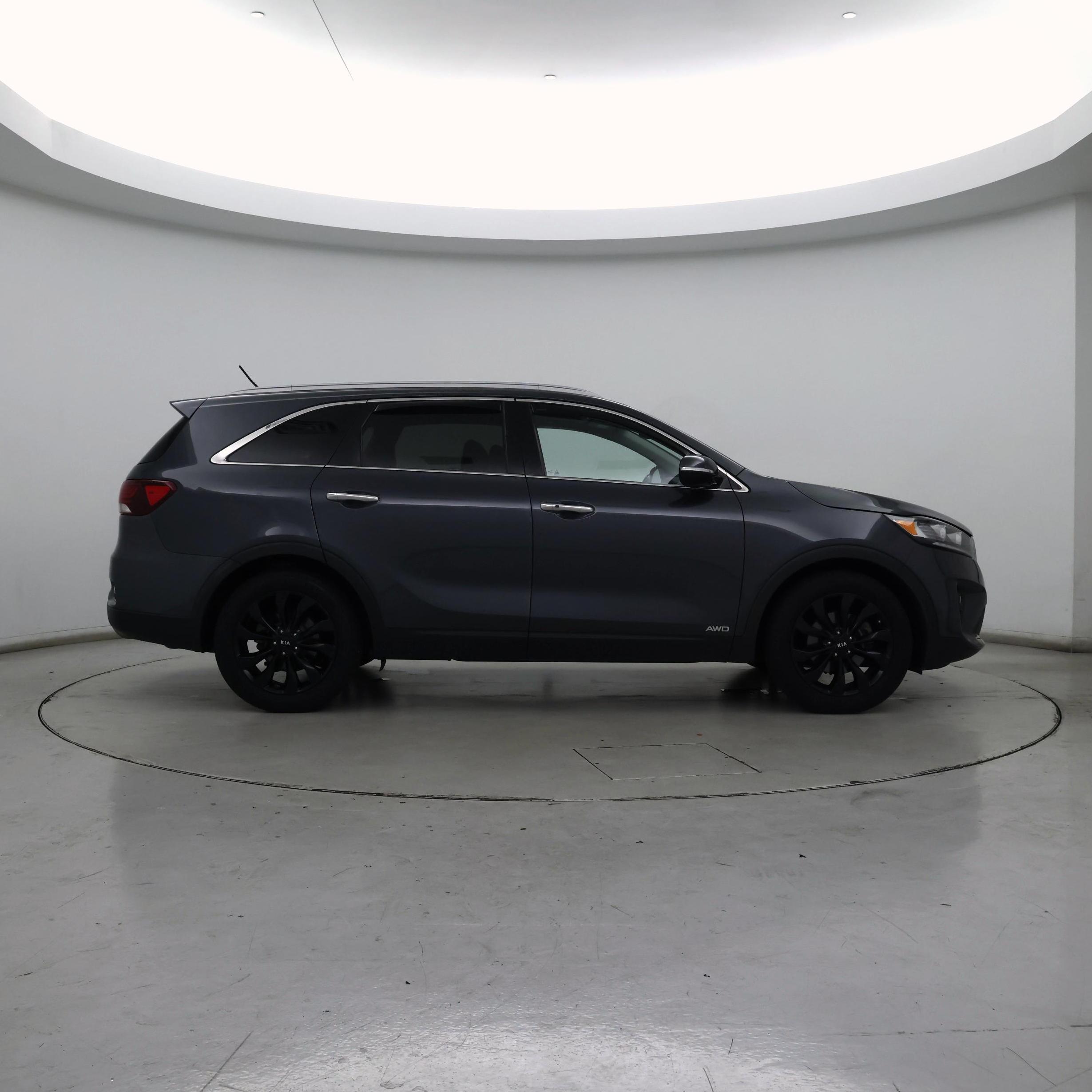 Thumbnail: 2020 Kia Sorento - 7