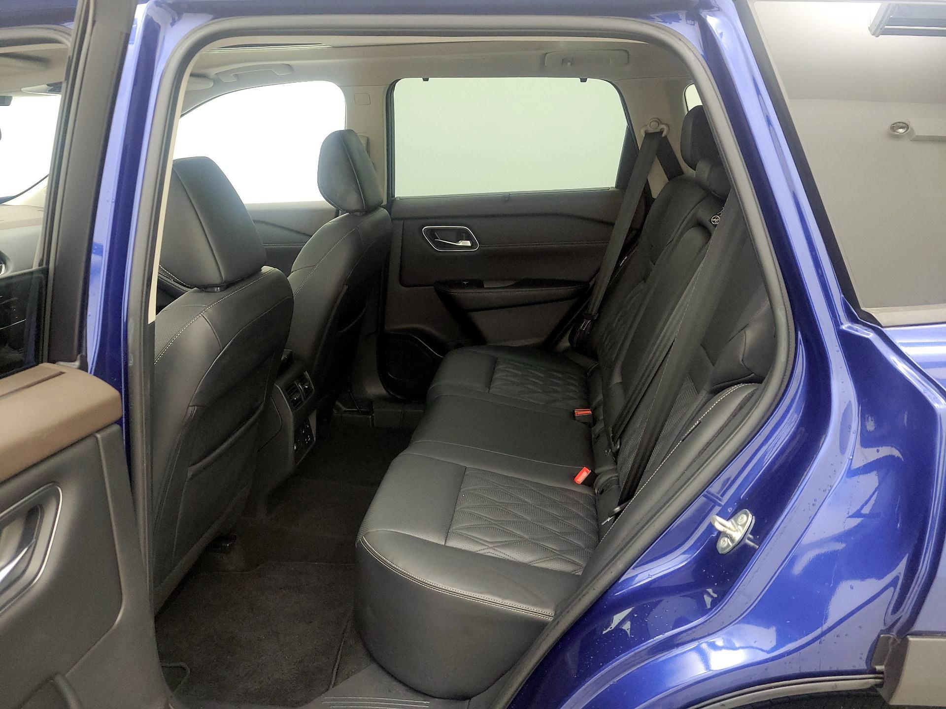 Thumbnail: 2021 Nissan Rogue - 20