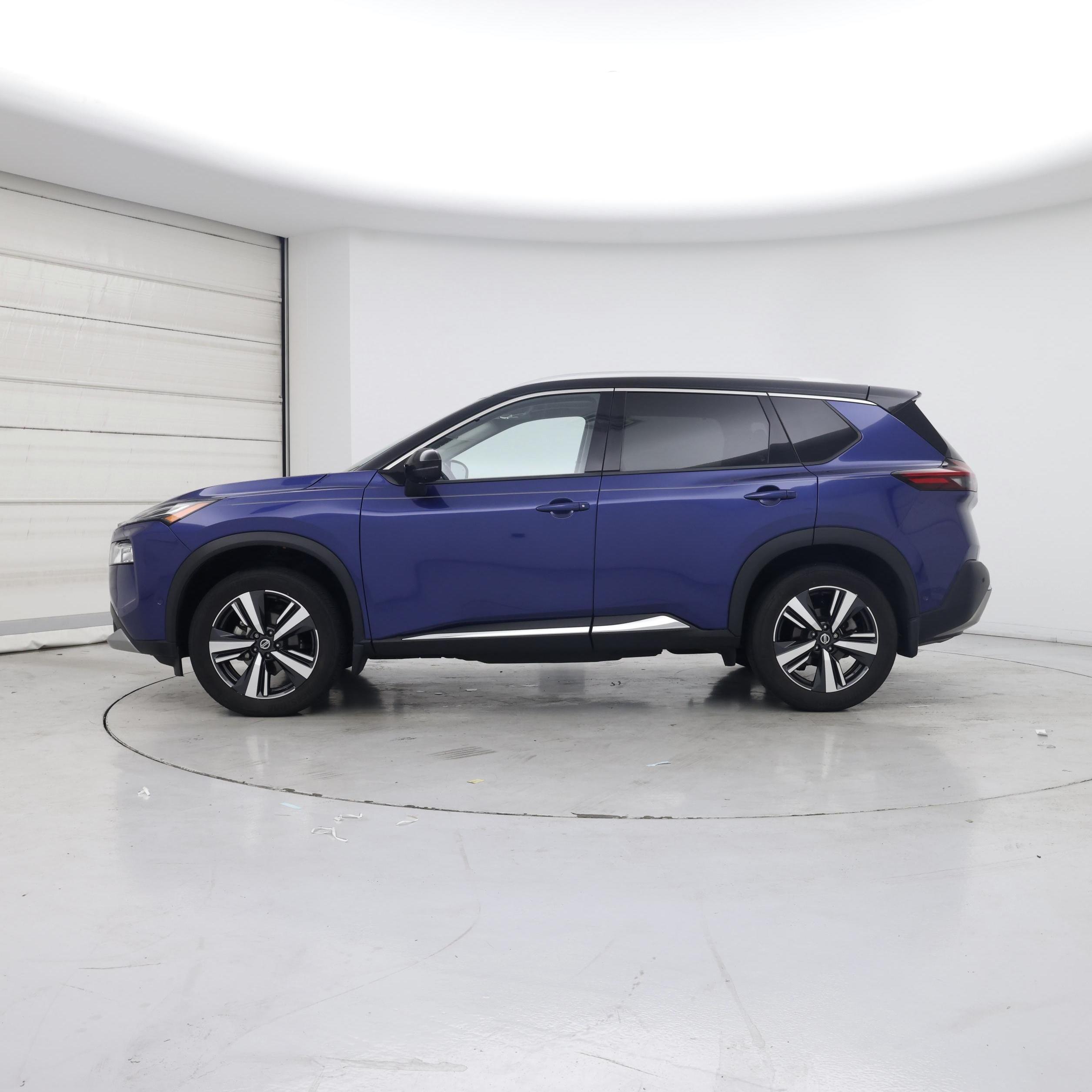 Thumbnail: 2021 Nissan Rogue - 3