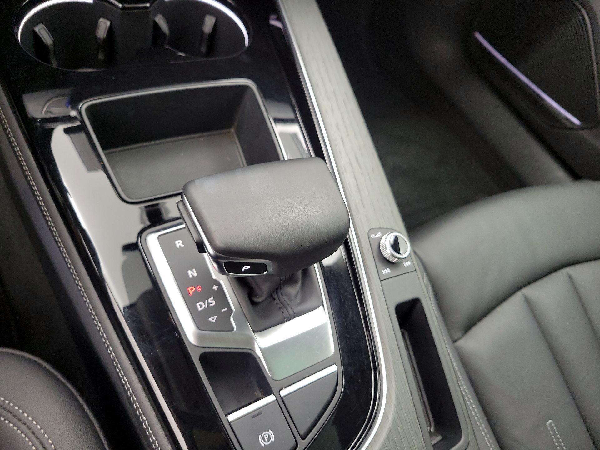 Thumbnail: 2021 Audi A4 - 17