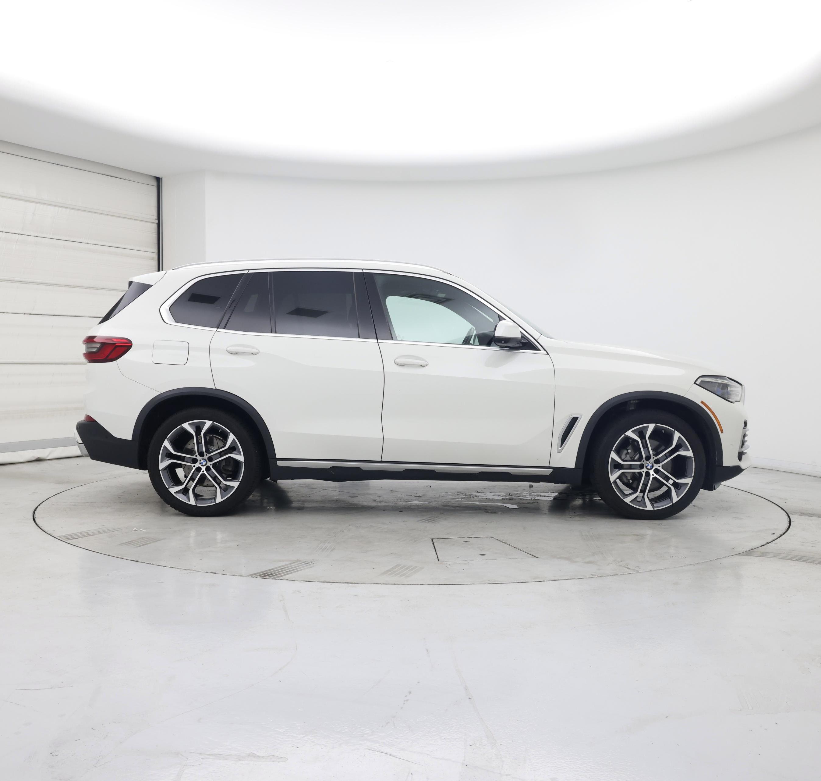 Thumbnail: 2020 BMW X5 - 7