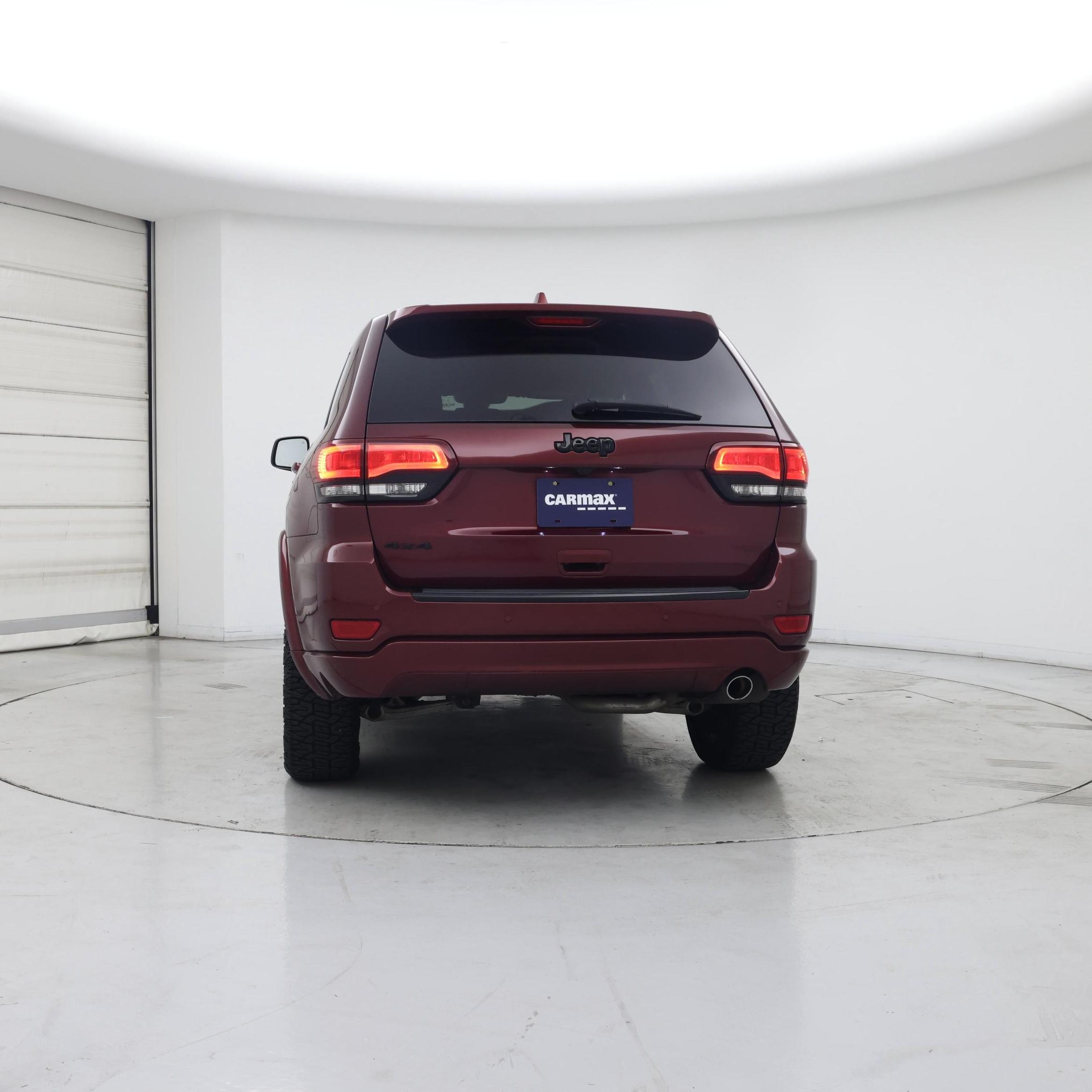Thumbnail: 2017 Jeep Grand Cherokee - 6