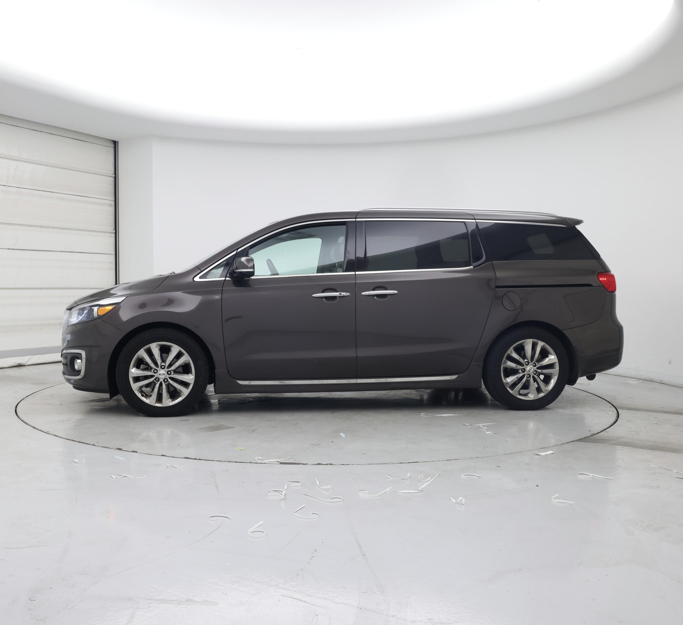Thumbnail: 2016 Kia Sedona - 3