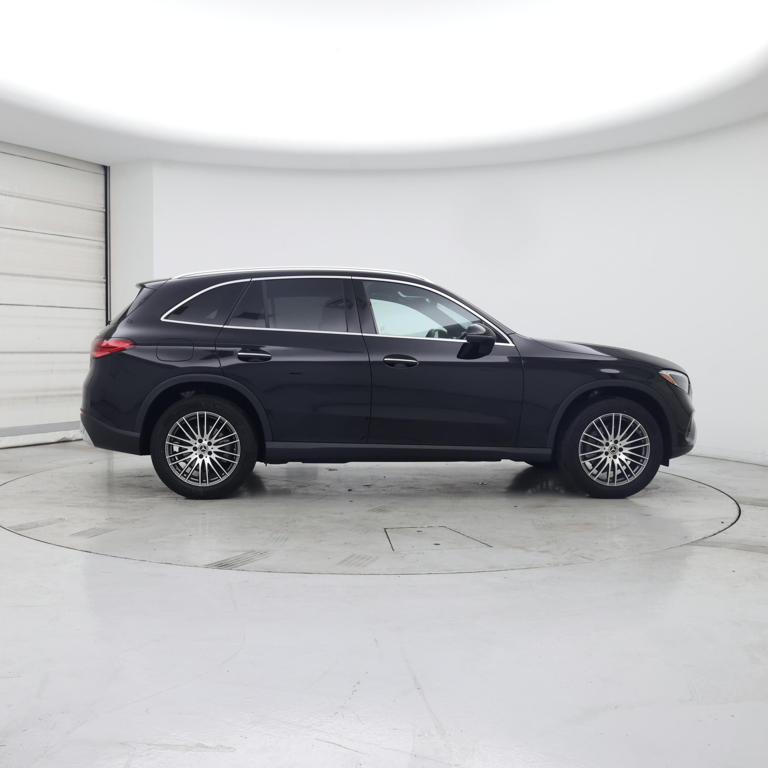 Thumbnail: 2024 Mercedes-Benz GLC - 7