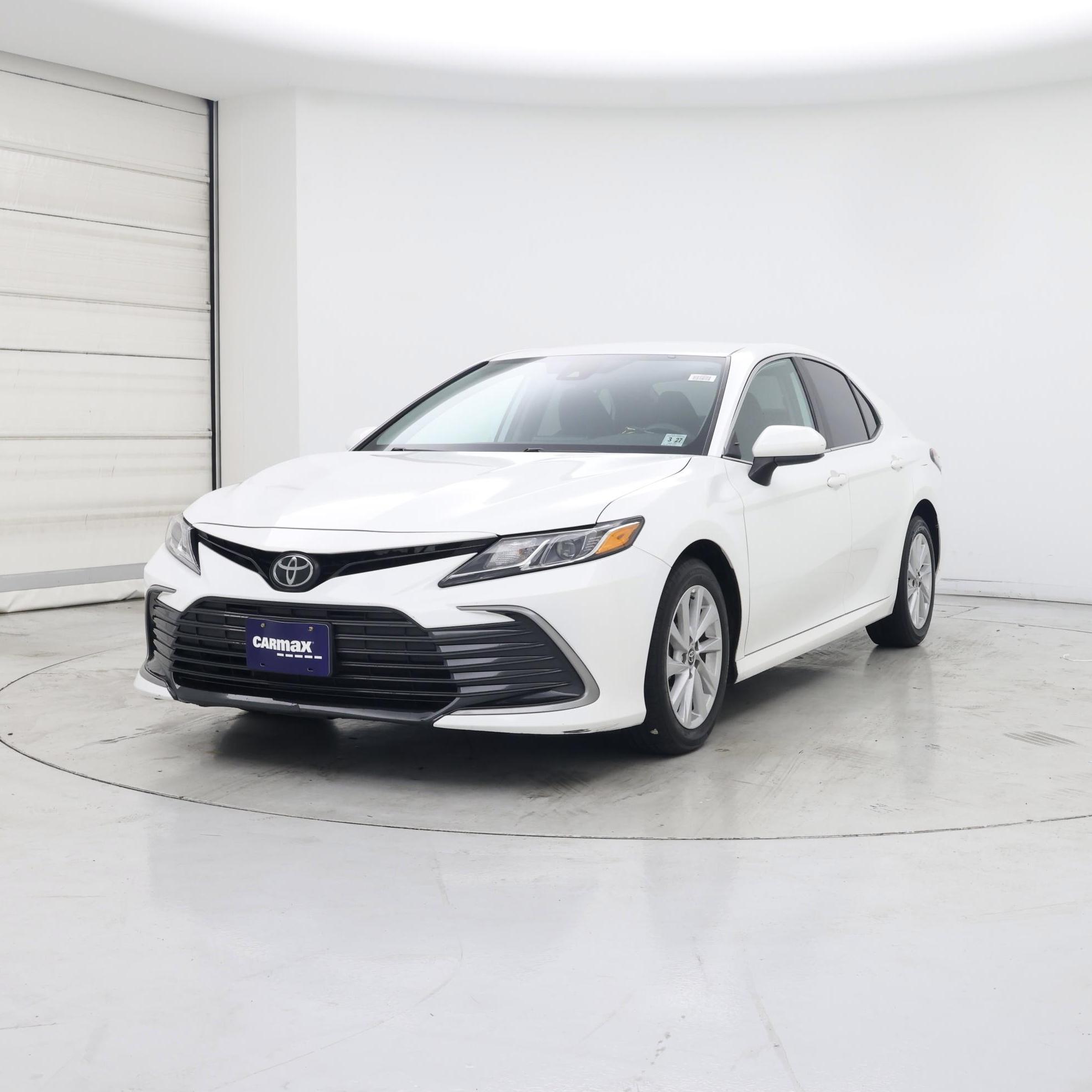 Thumbnail: 2022 Toyota Camry - 4