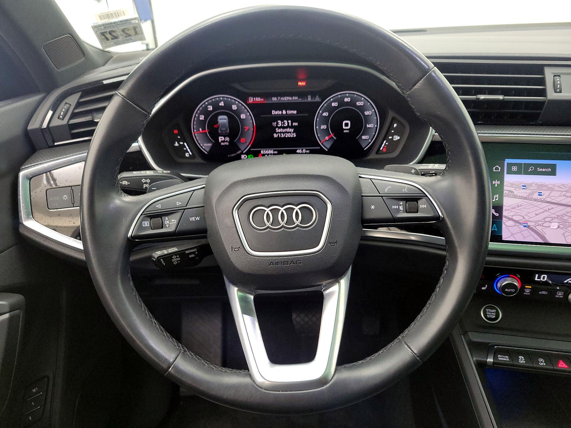 Thumbnail: 2022 Audi Q3 - 10