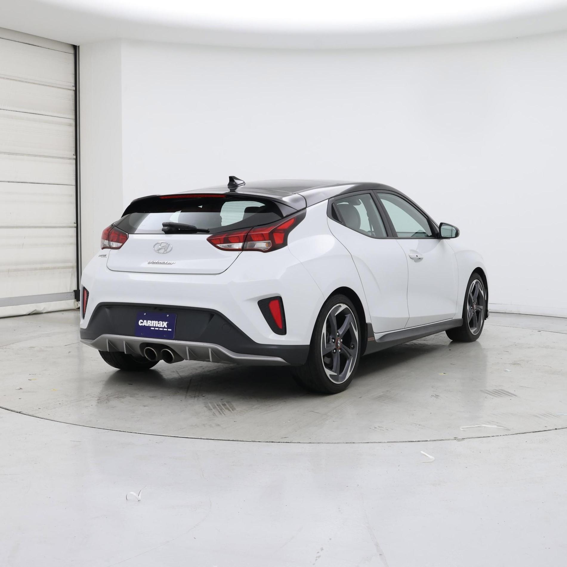 Thumbnail: 2019 Hyundai Veloster - 8