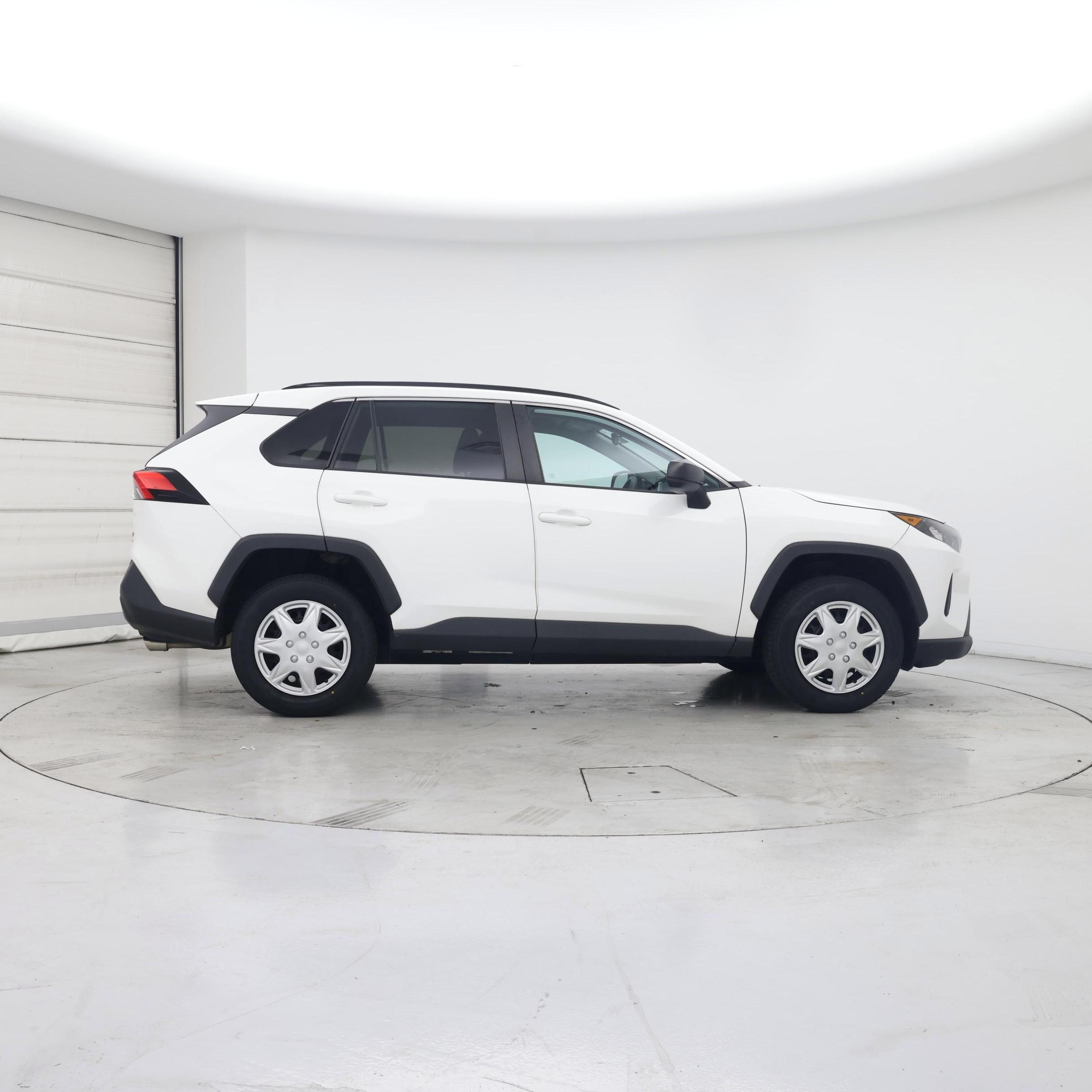 Thumbnail: 2020 Toyota RAV4 - 7