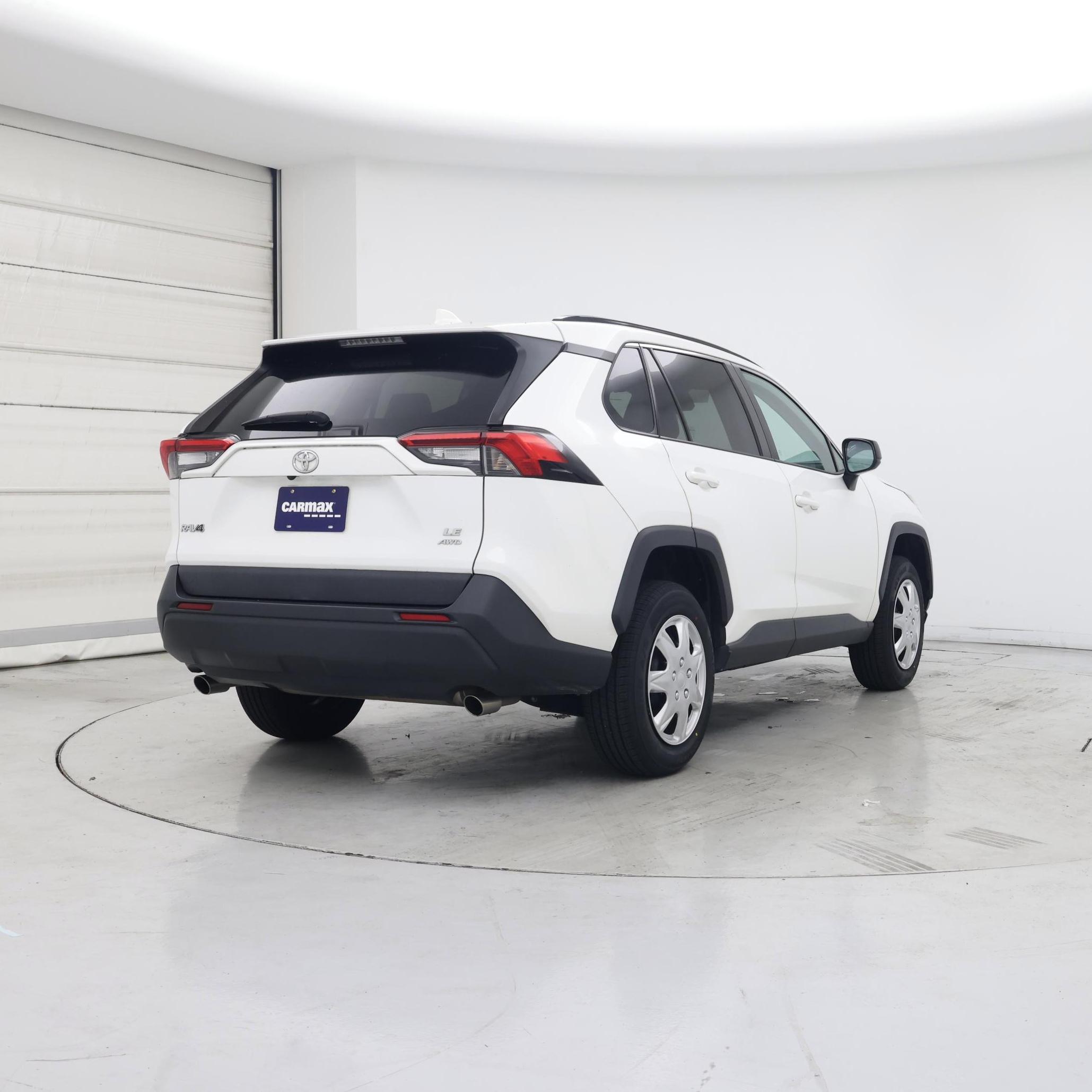 Thumbnail: 2020 Toyota RAV4 - 8