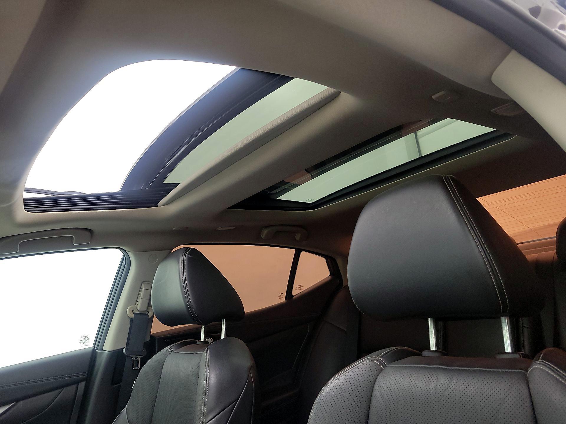 Thumbnail: 2017 Nissan Maxima - 20