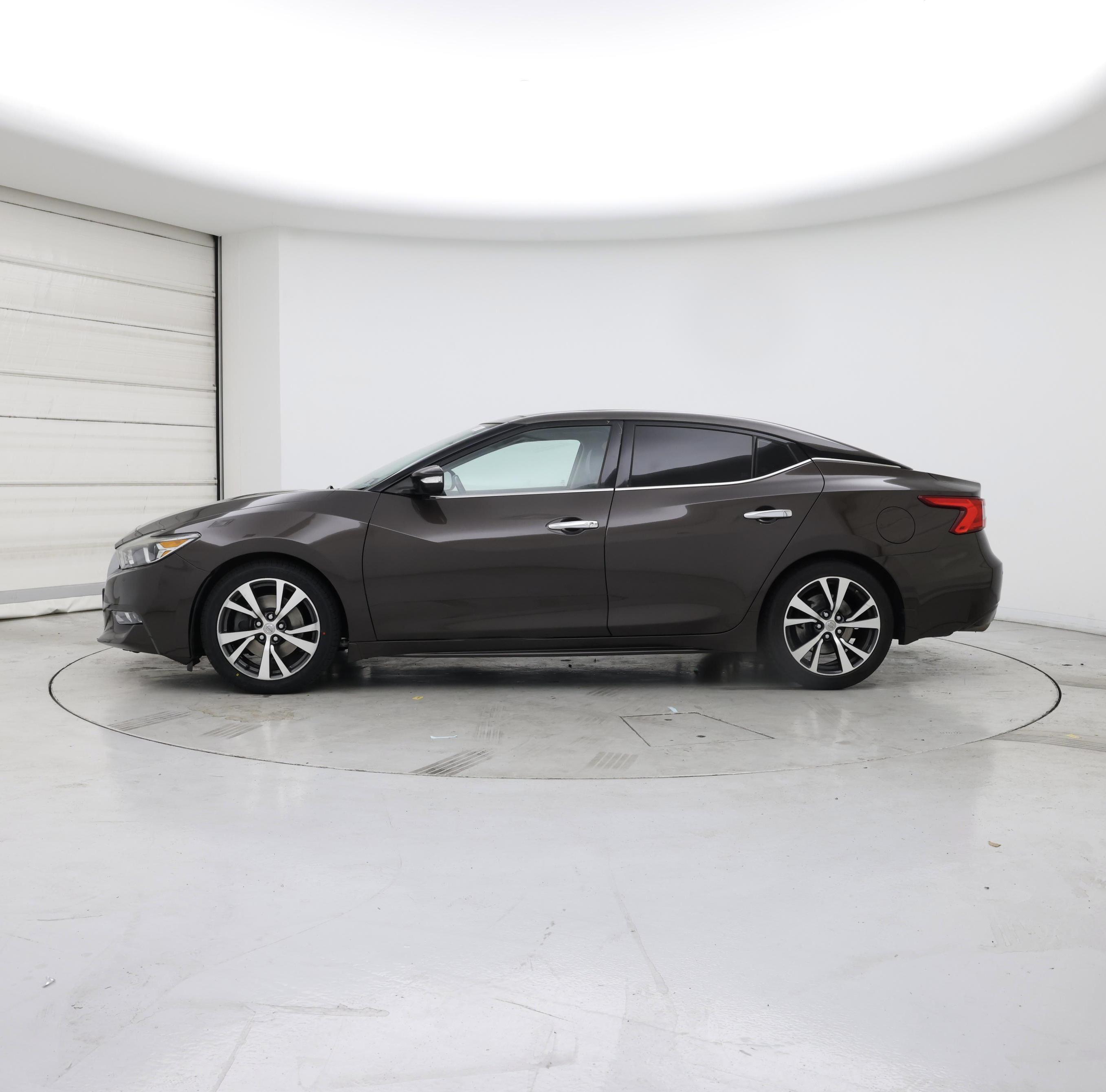 Thumbnail: 2017 Nissan Maxima - 3