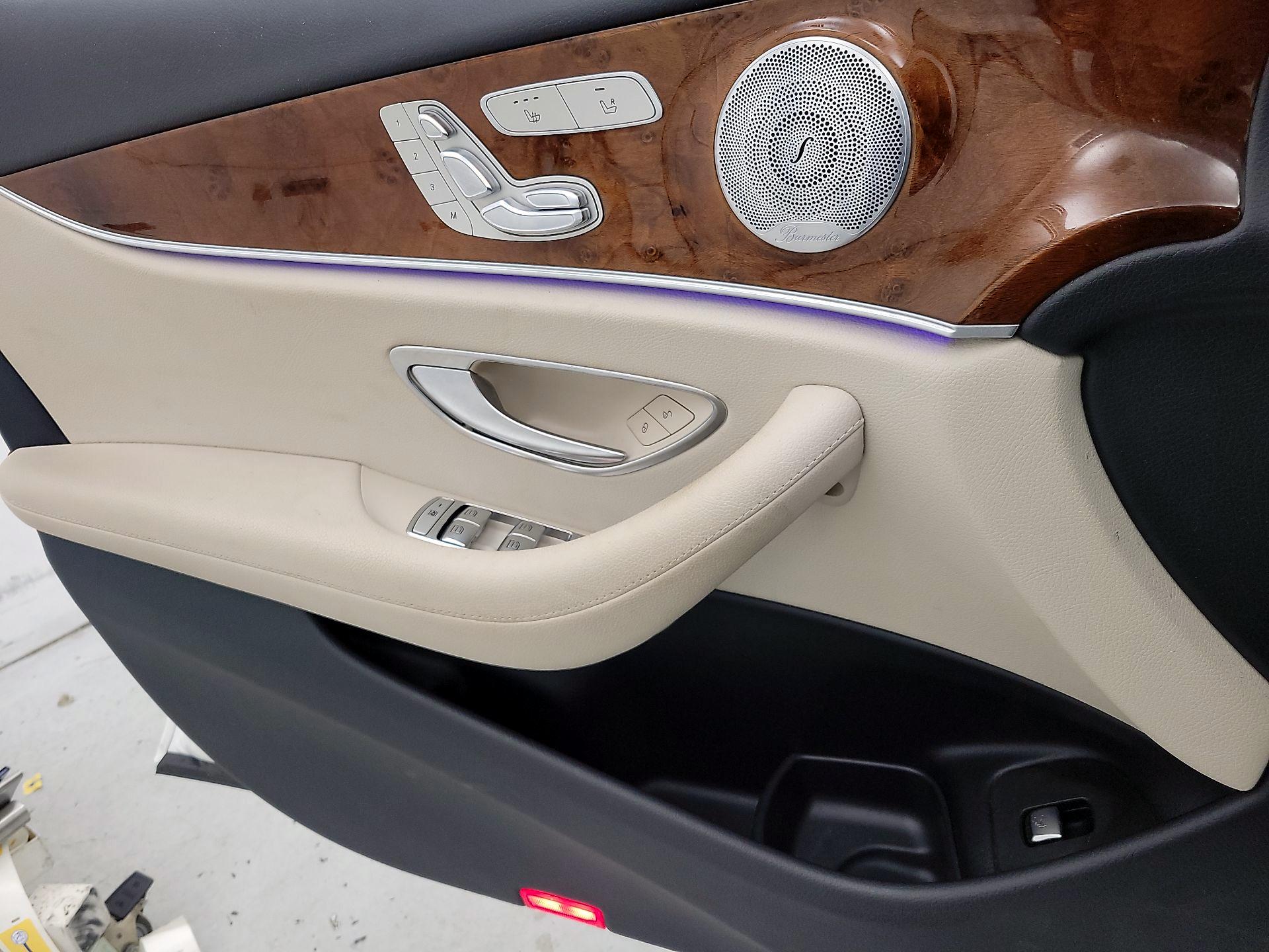 Thumbnail: 2019 Mercedes-Benz E-Class - 12