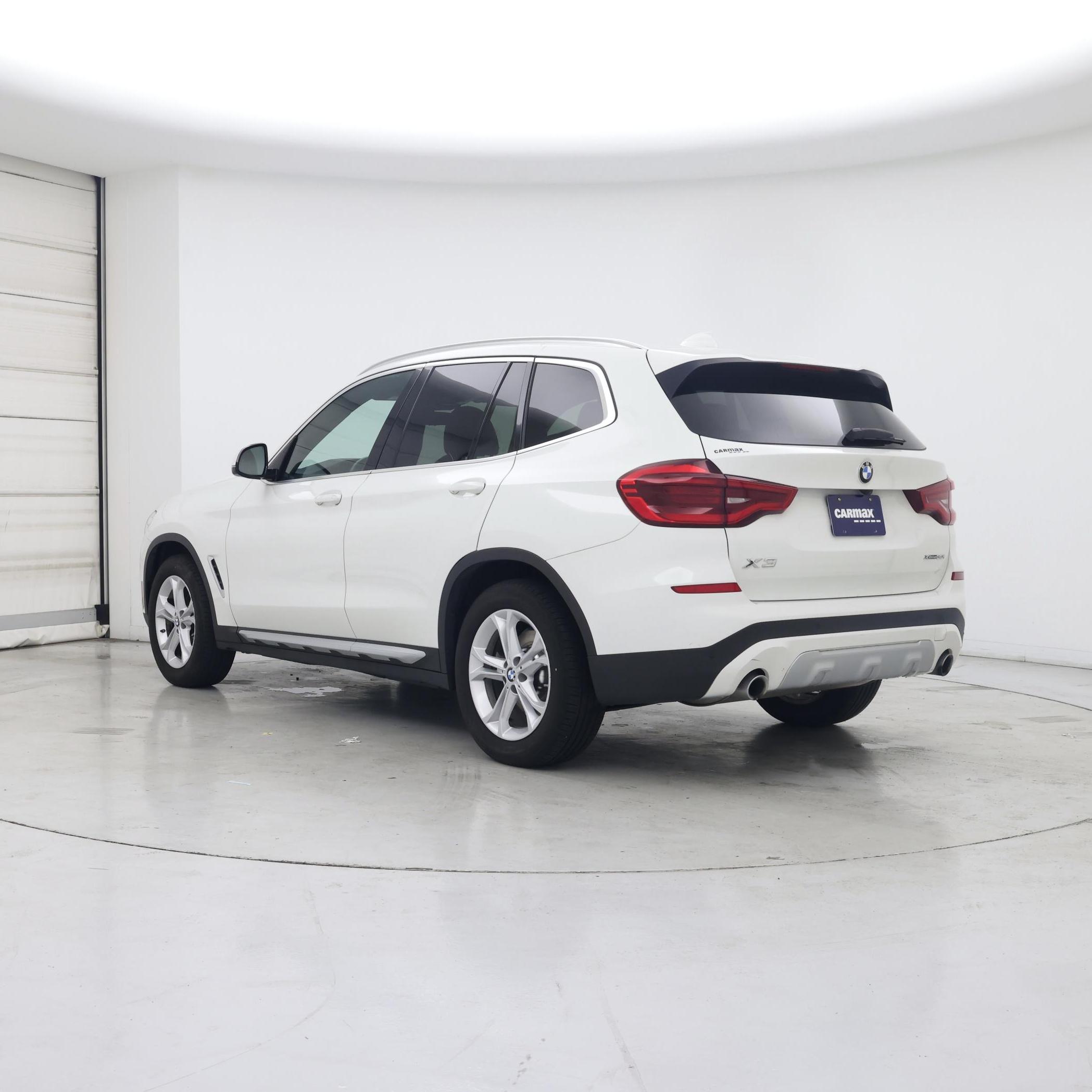 Thumbnail: 2021 BMW X3 - 2