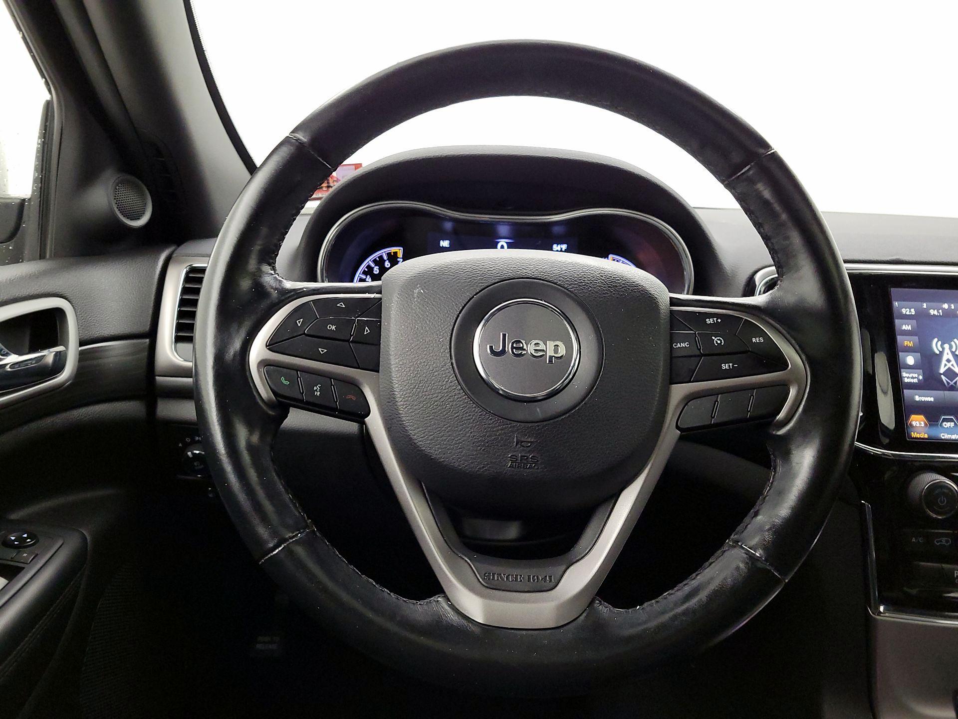 Thumbnail: 2020 Jeep Grand Cherokee - 10