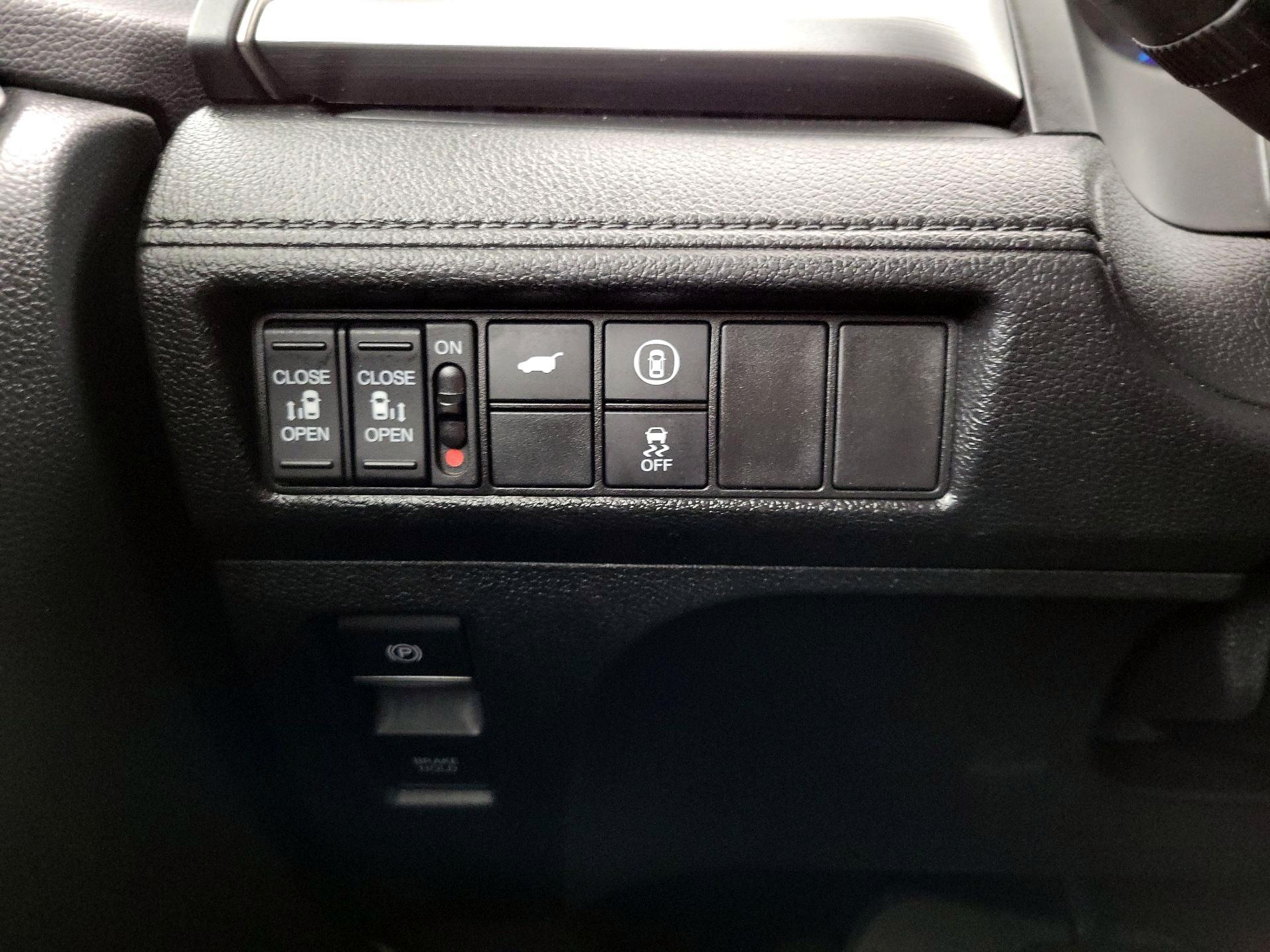 Thumbnail: 2021 Honda Odyssey - 13