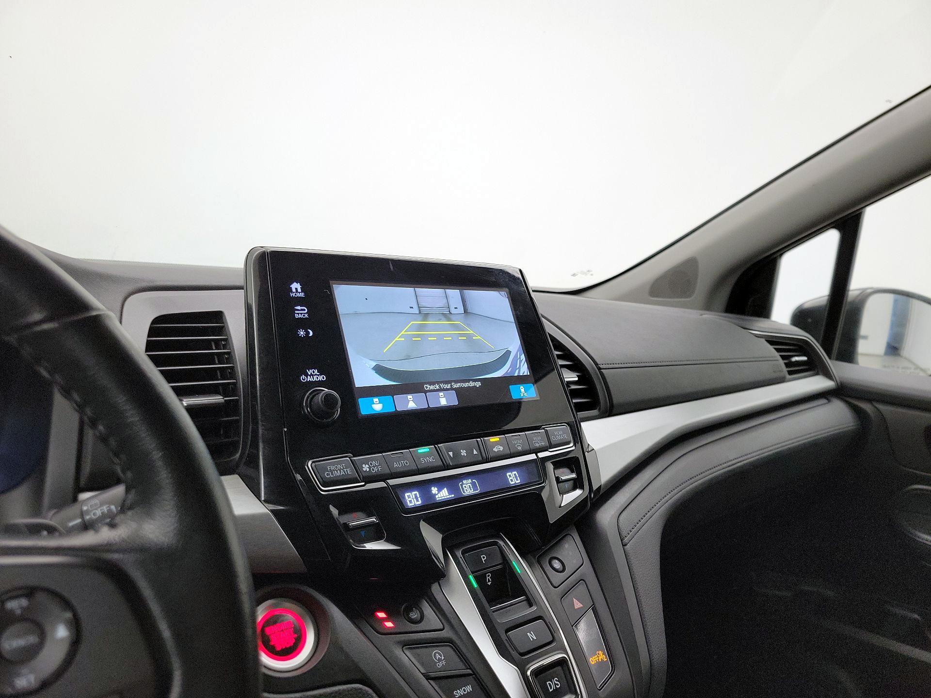 Thumbnail: 2021 Honda Odyssey - 14