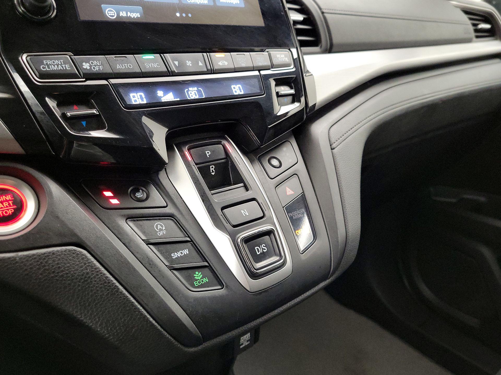 Thumbnail: 2021 Honda Odyssey - 17