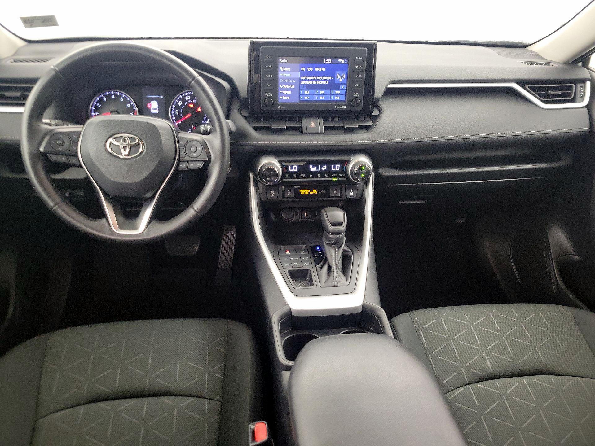 Thumbnail: 2021 Toyota RAV4 - 9
