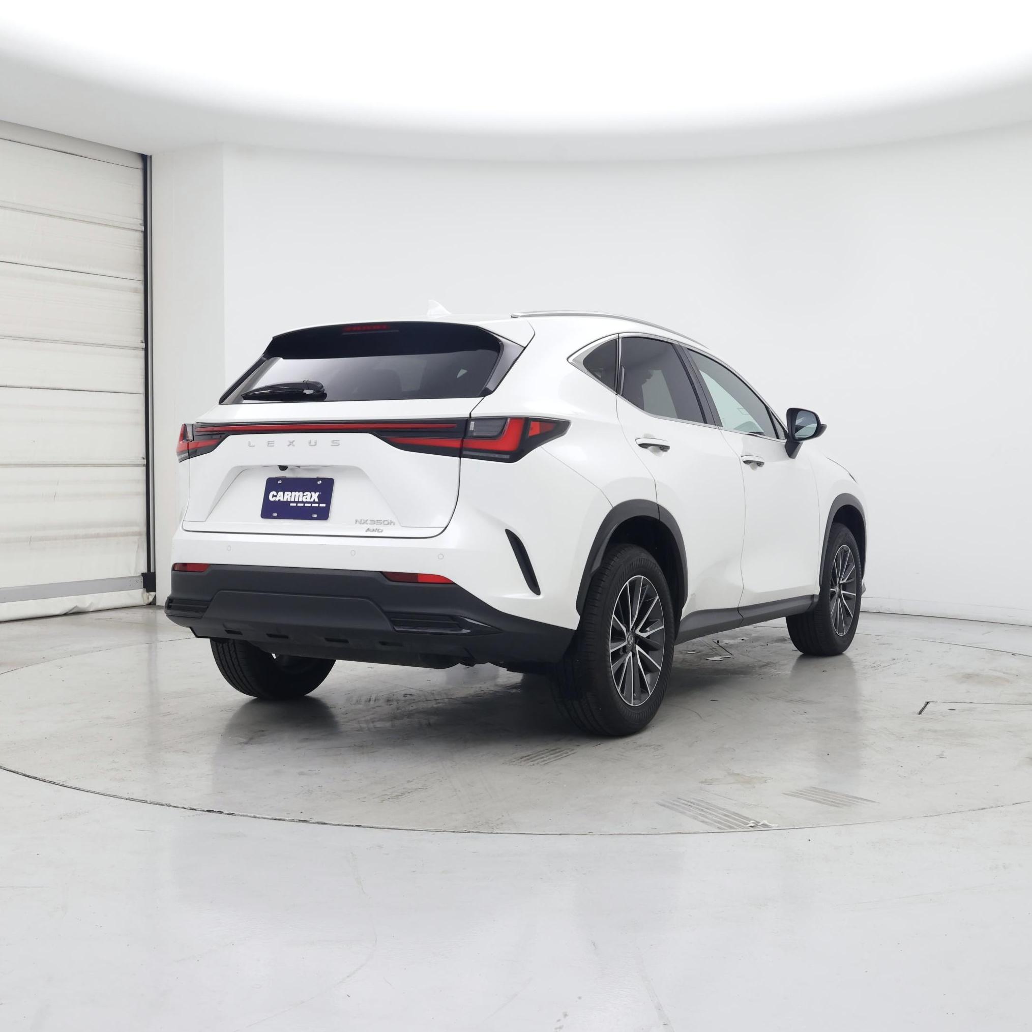 Thumbnail: 2022 Lexus NX - 8