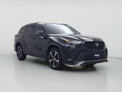 Black 2022 Toyota Highlander XSE