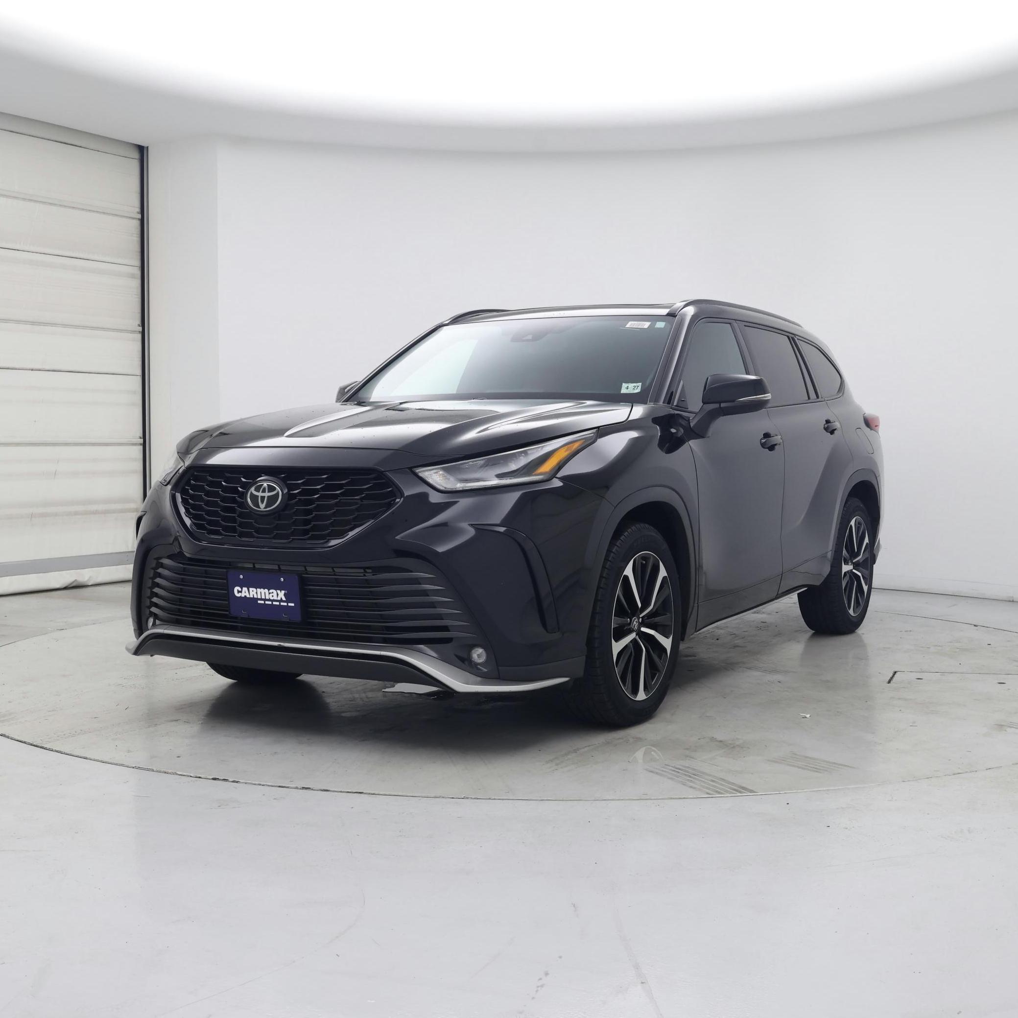 Thumbnail: 2022 Toyota Highlander - 4