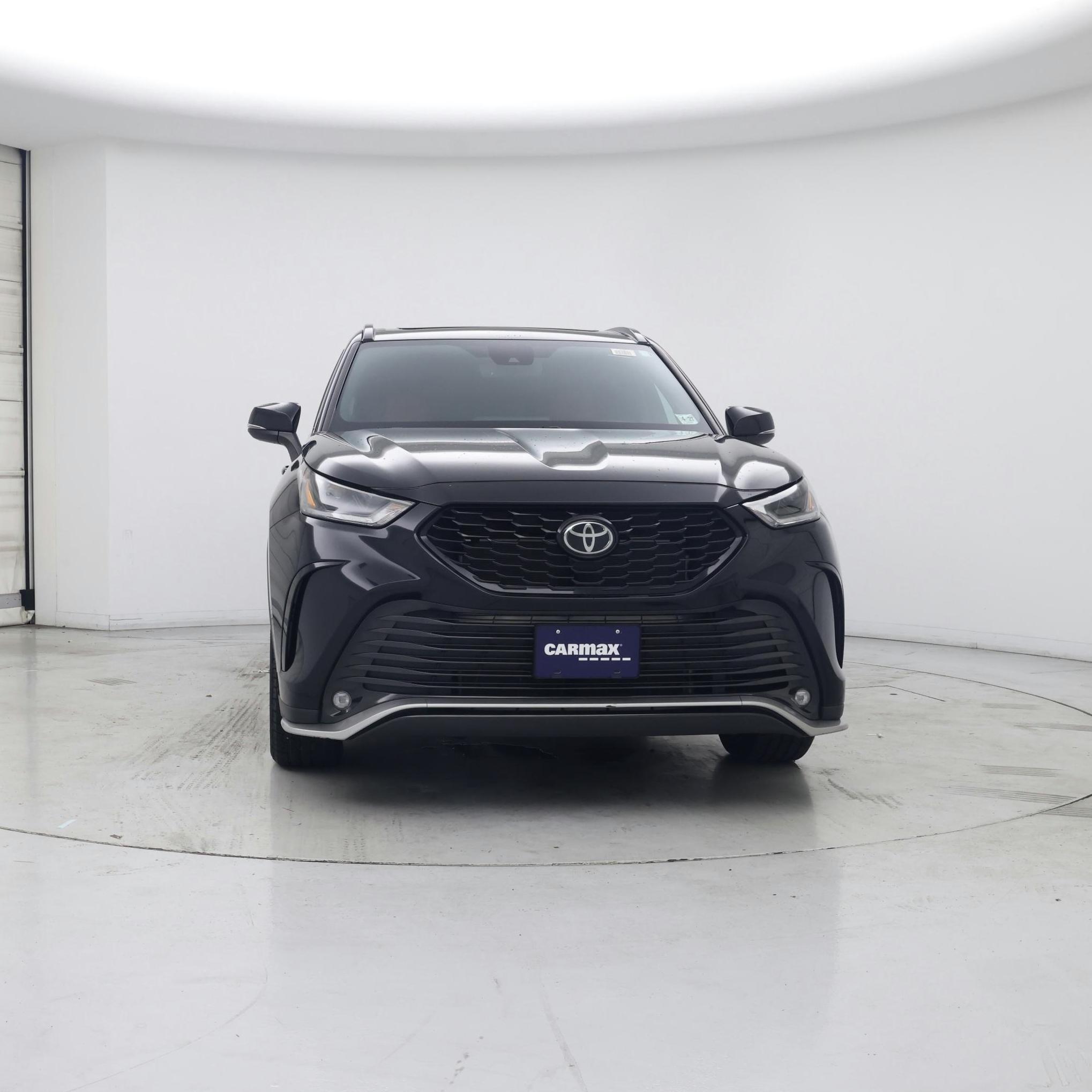 Thumbnail: 2022 Toyota Highlander - 5