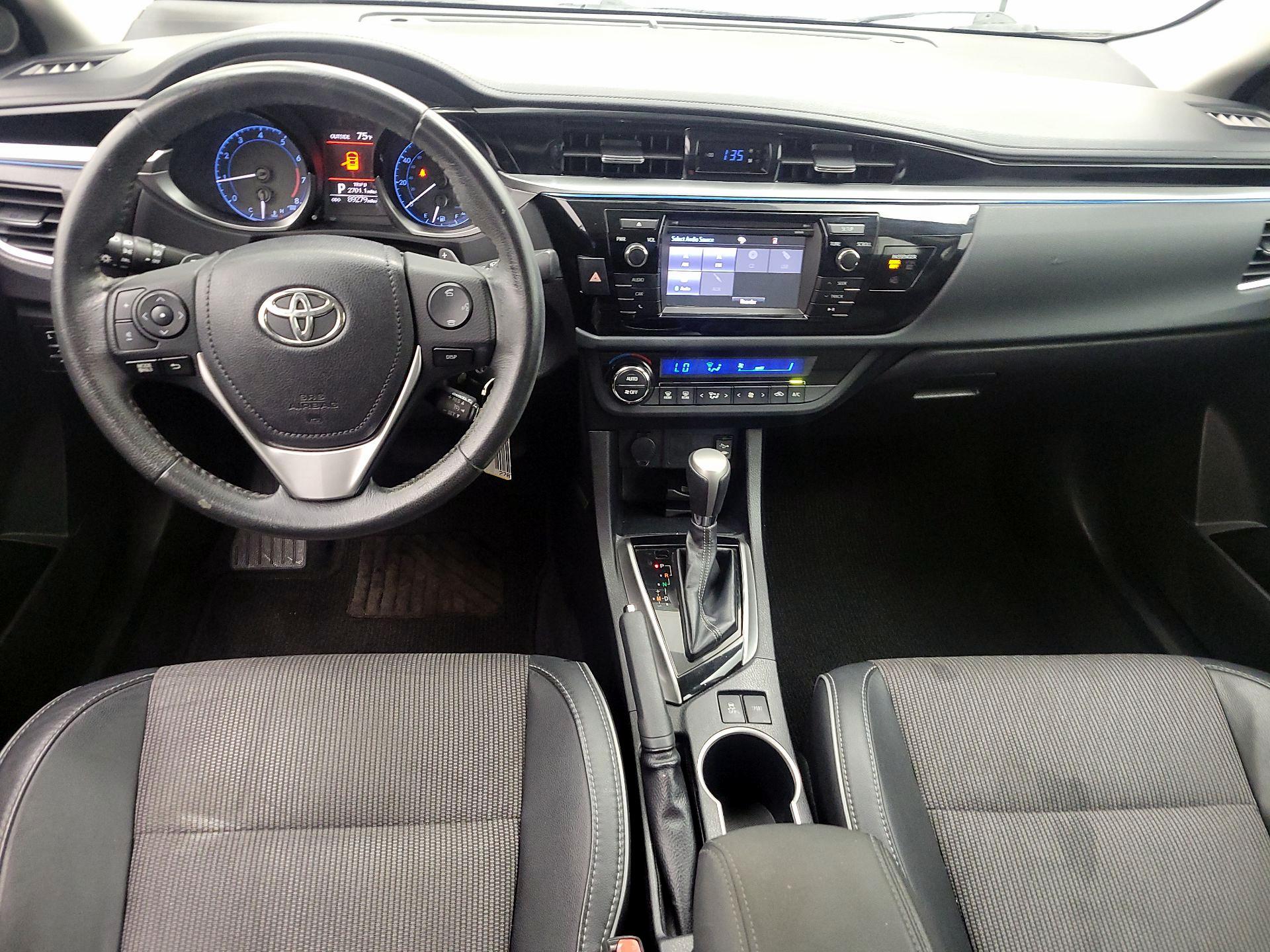 Thumbnail: 2015 Toyota Corolla - 9