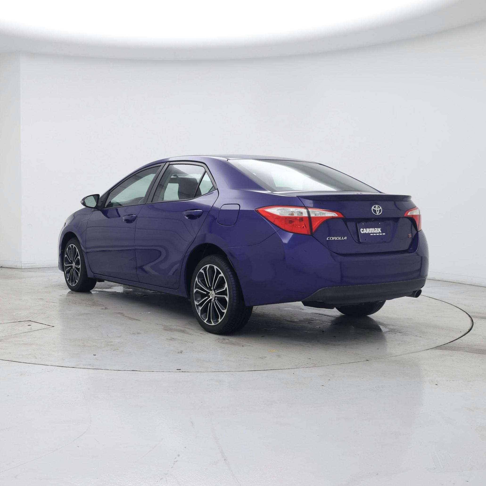 Thumbnail: 2015 Toyota Corolla - 2