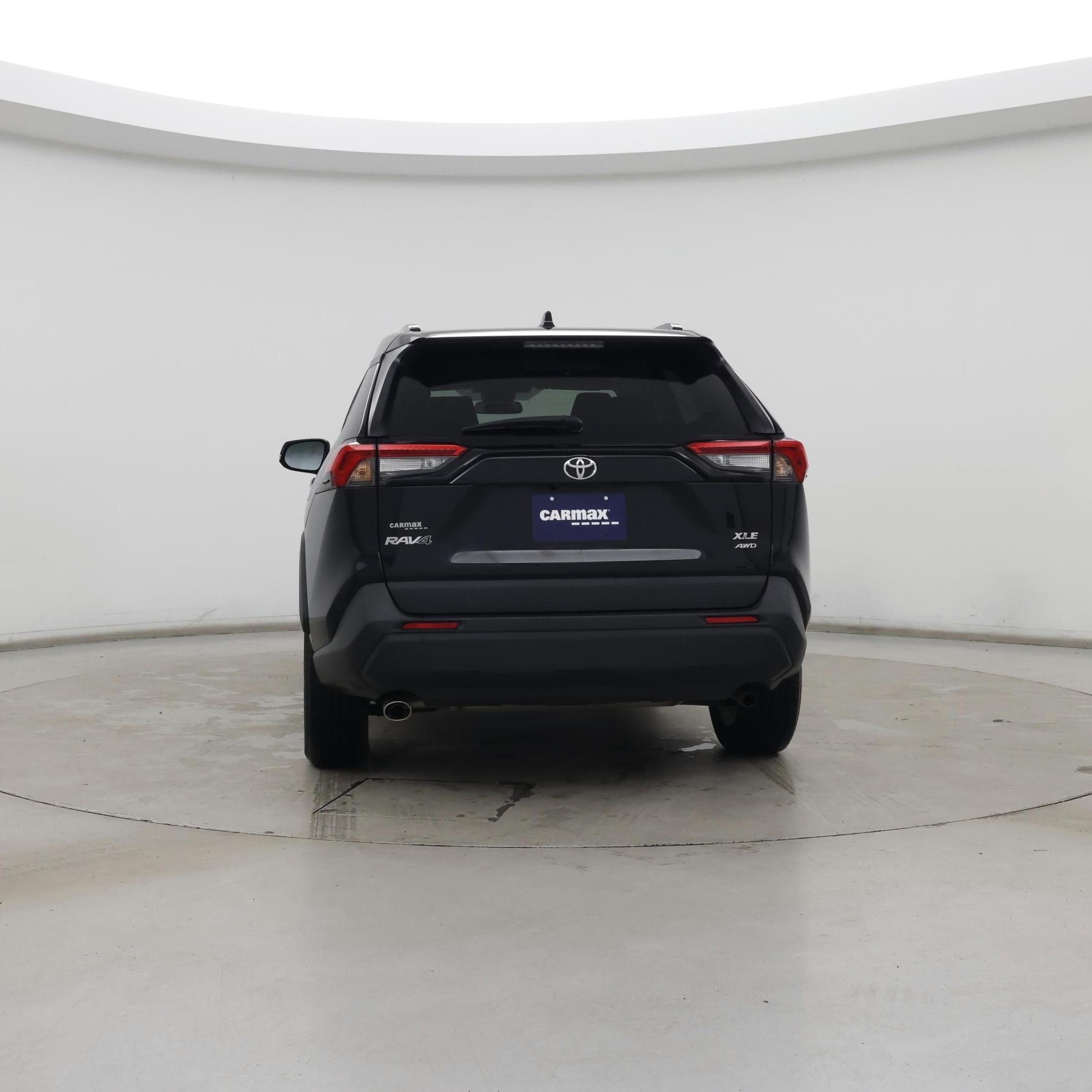 Thumbnail: 2021 Toyota RAV4 - 6