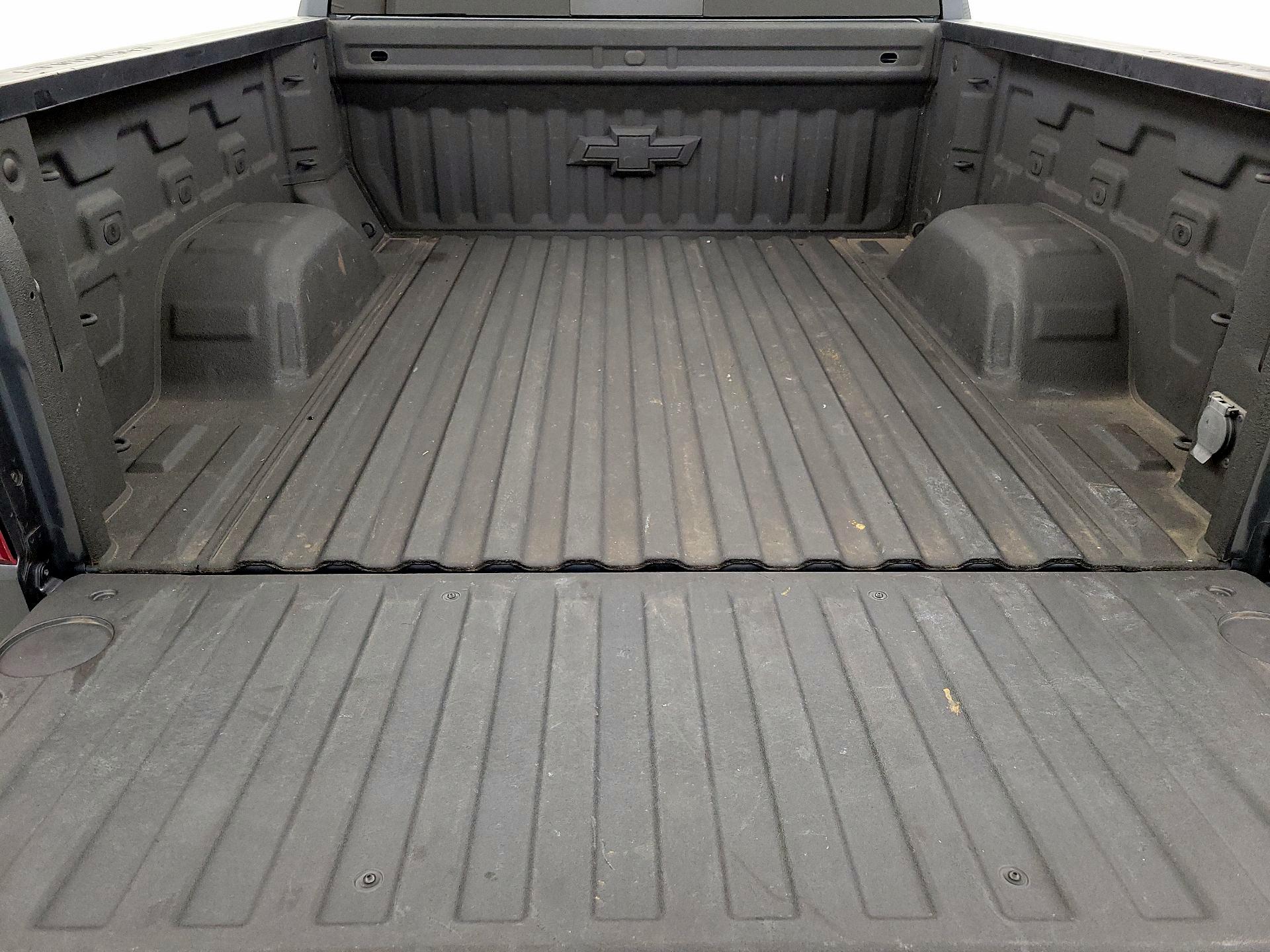 Thumbnail: 2020 Chevrolet Silverado 1500 - 20