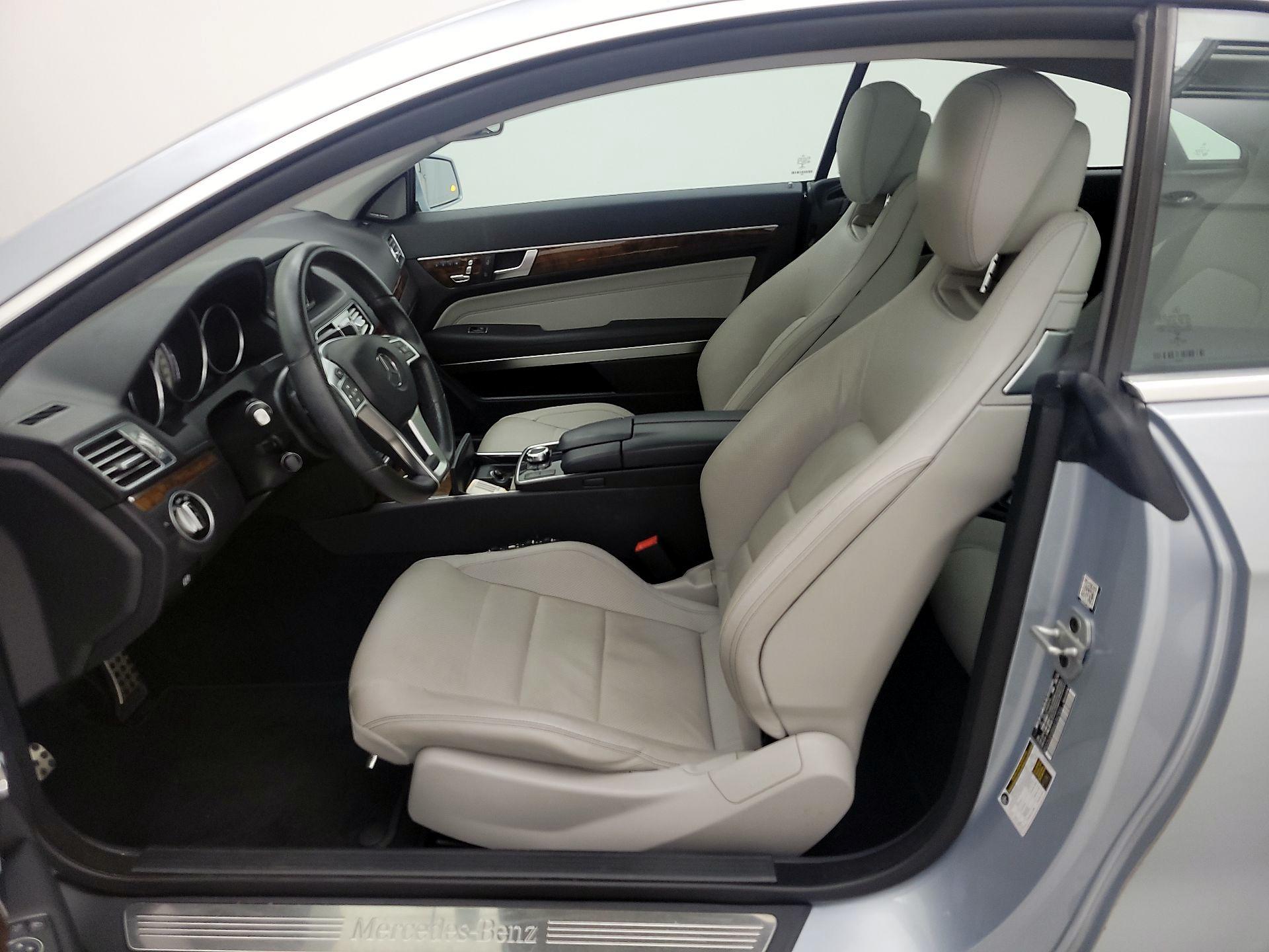Thumbnail: 2016 Mercedes-Benz E-Class - 11