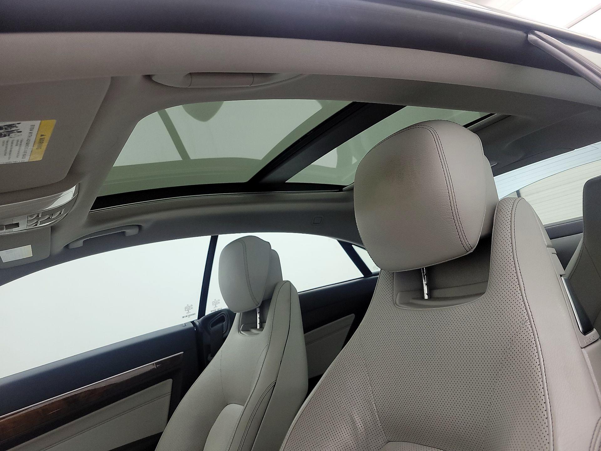 Thumbnail: 2016 Mercedes-Benz E-Class - 20