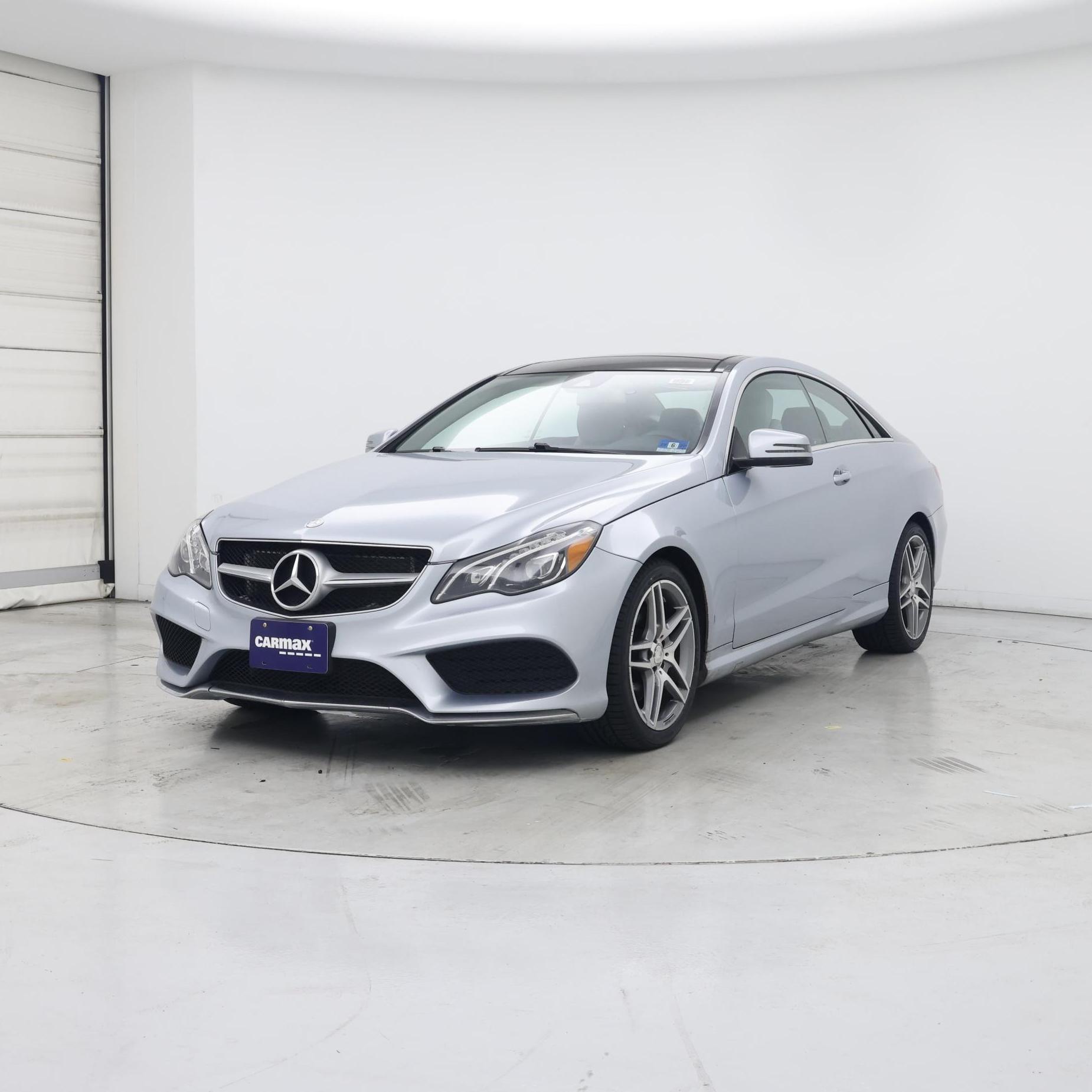 Thumbnail: 2016 Mercedes-Benz E-Class - 4