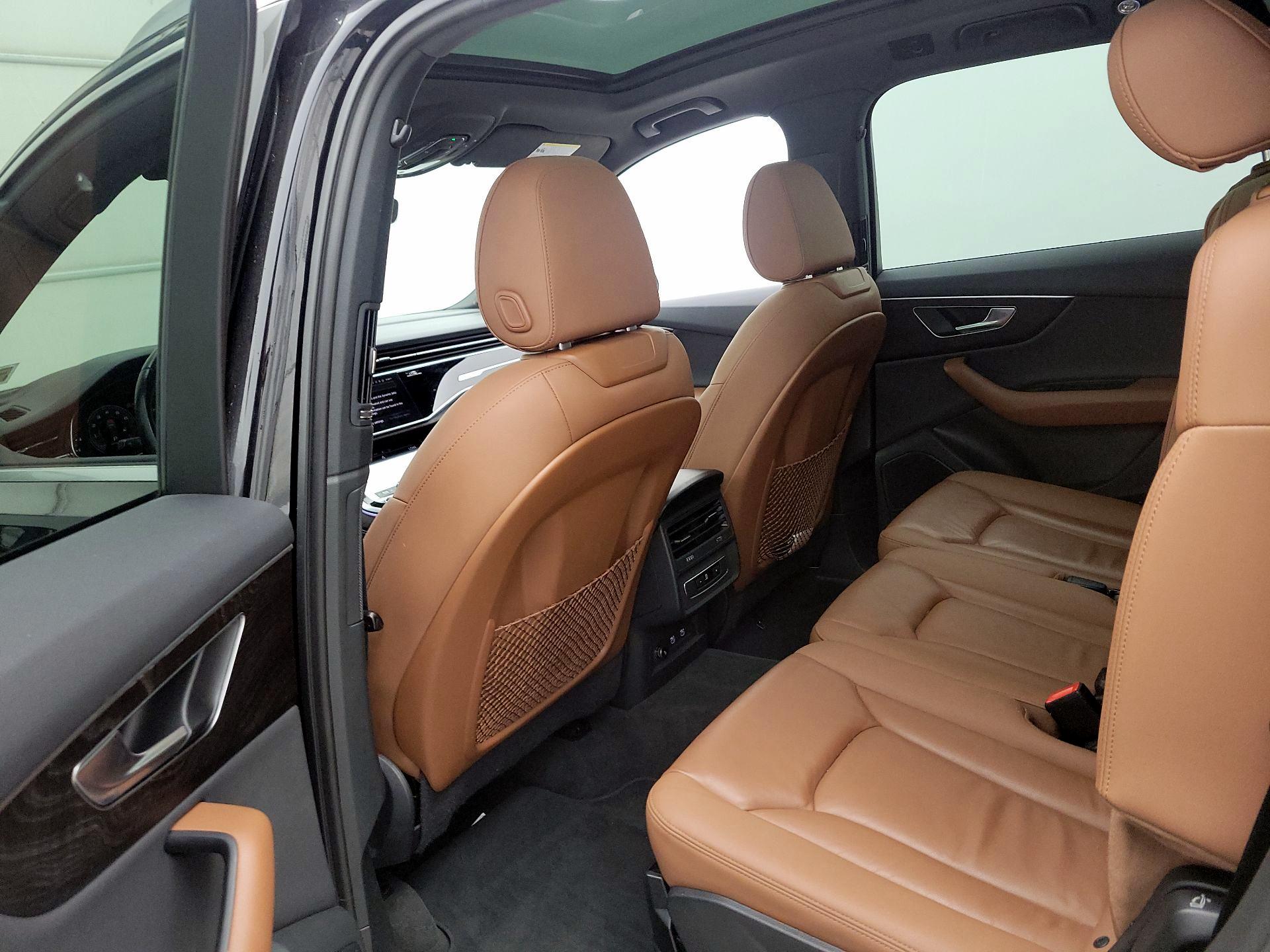 Thumbnail: 2021 Audi Q7 - 19