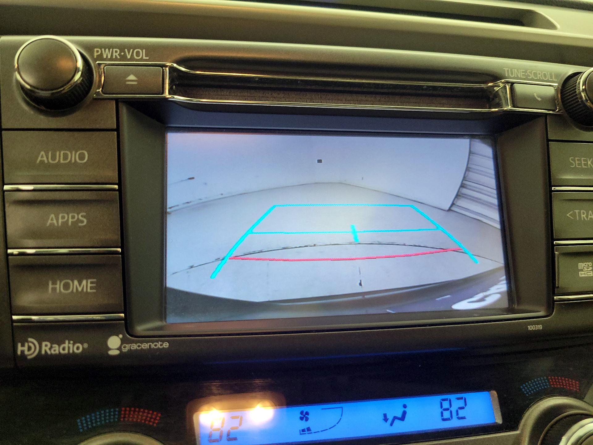 Thumbnail: 2015 Toyota RAV4 - 15
