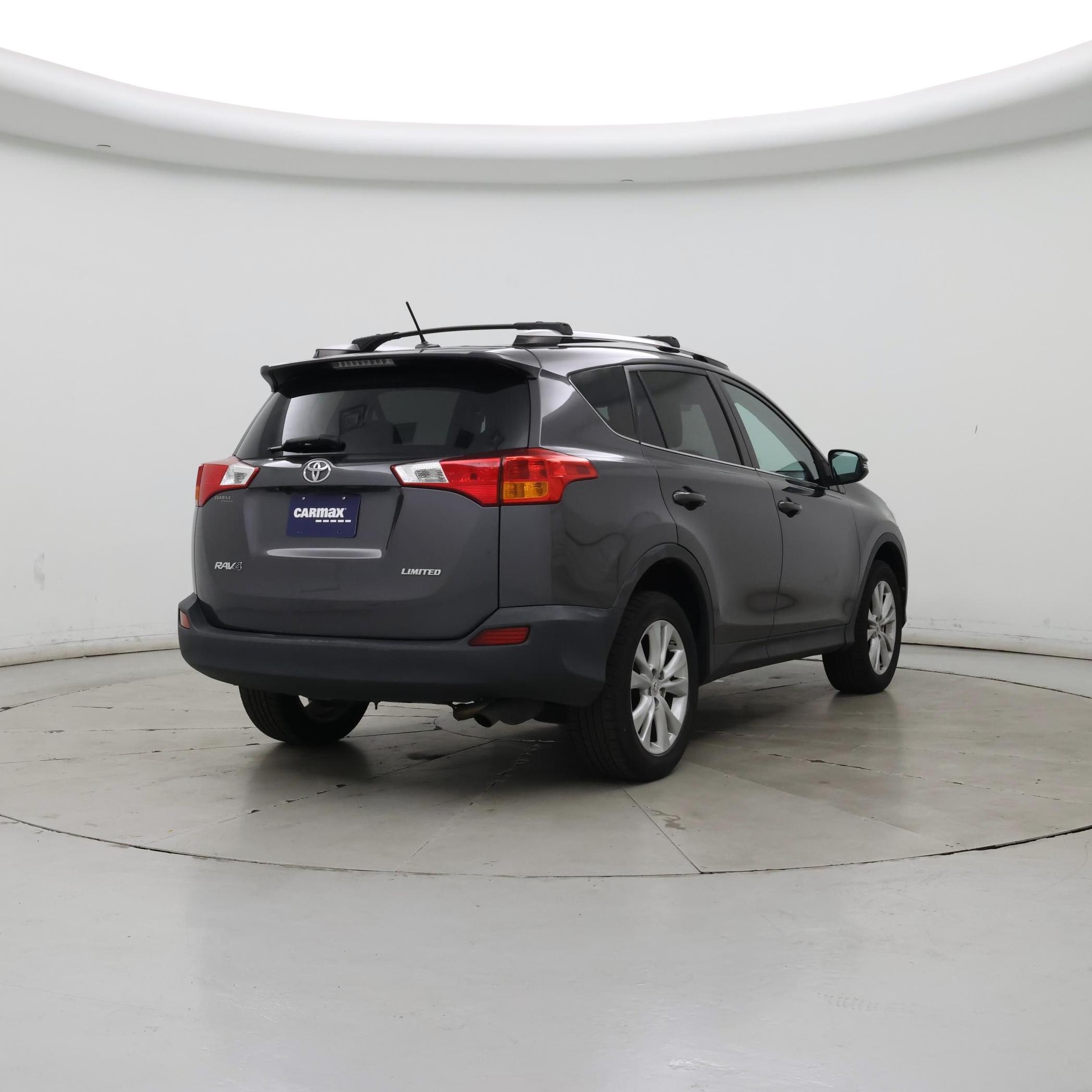 Thumbnail: 2015 Toyota RAV4 - 8